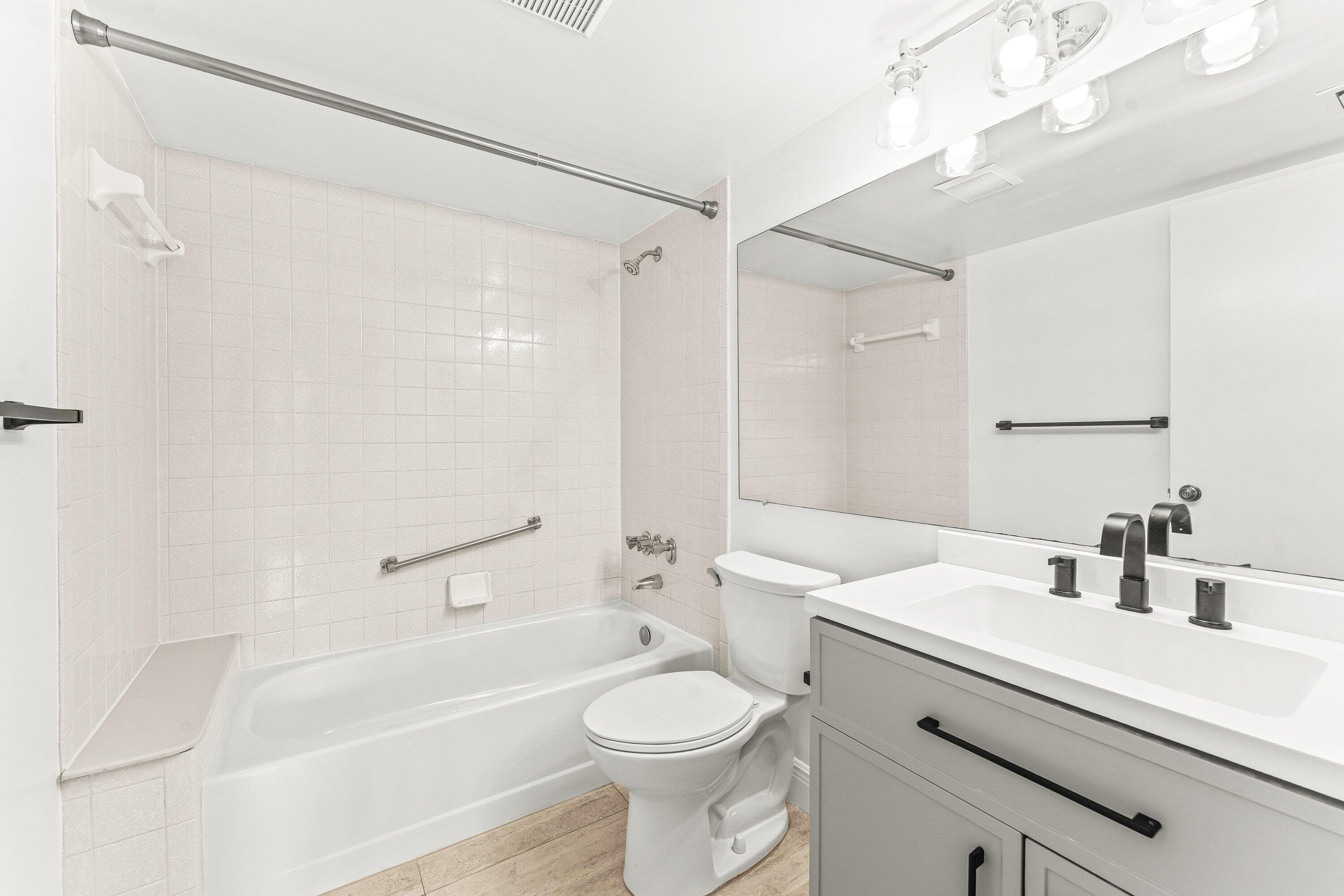 1117 Green Pine Boulevard D2, West Palm Beach, FL 33409 — photo 16 of 20