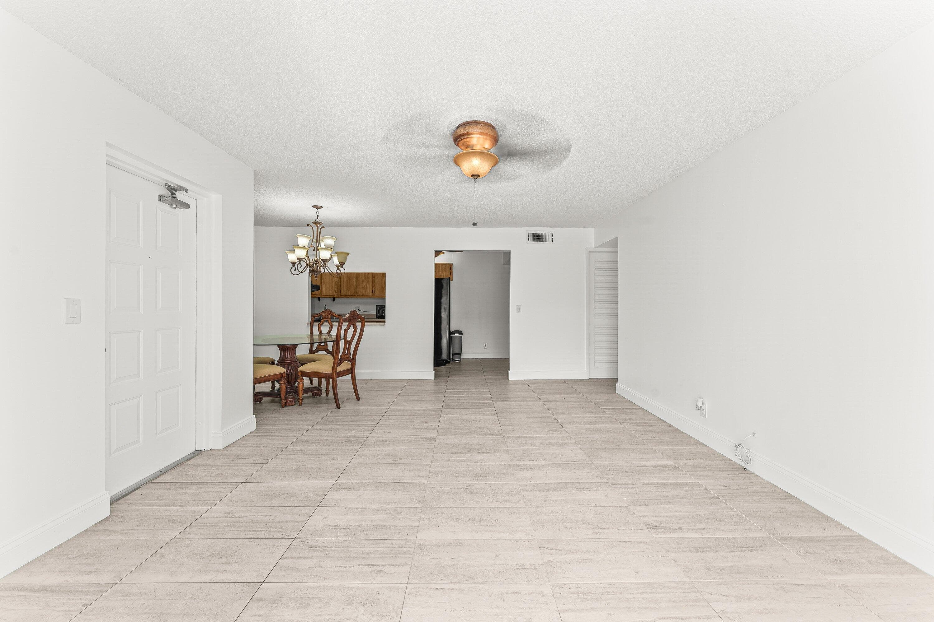 1117 Green Pine Boulevard D2, West Palm Beach, FL 33409 — photo 8 of 20