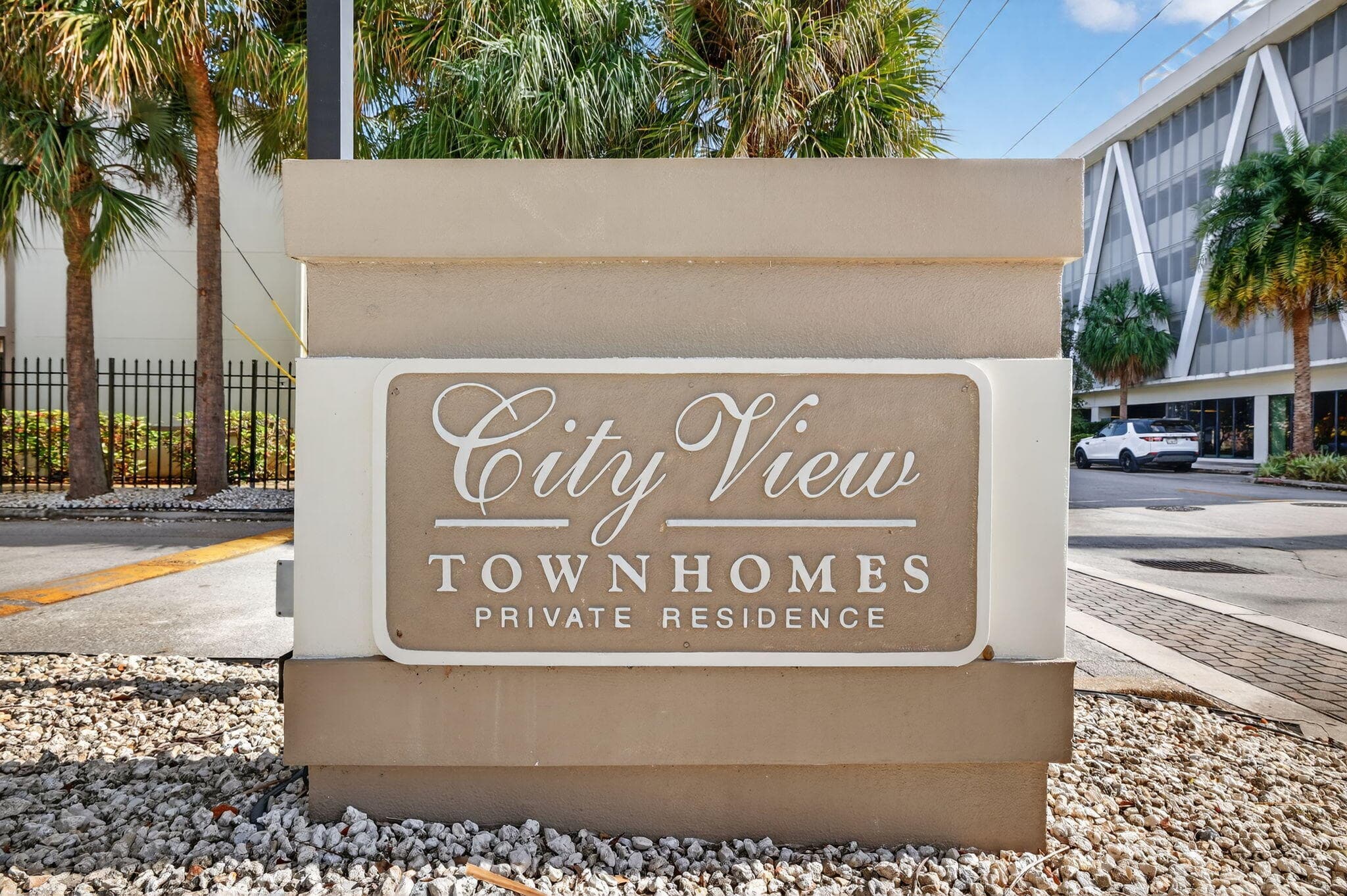 237 City View Drive 237, Fort Lauderdale, FL 33311 — photo 38 of 48