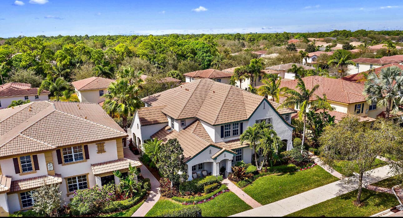 113 Evergrene Parkway 3-A, Palm Beach Gardens, FL 33410 — photo 3 of 35