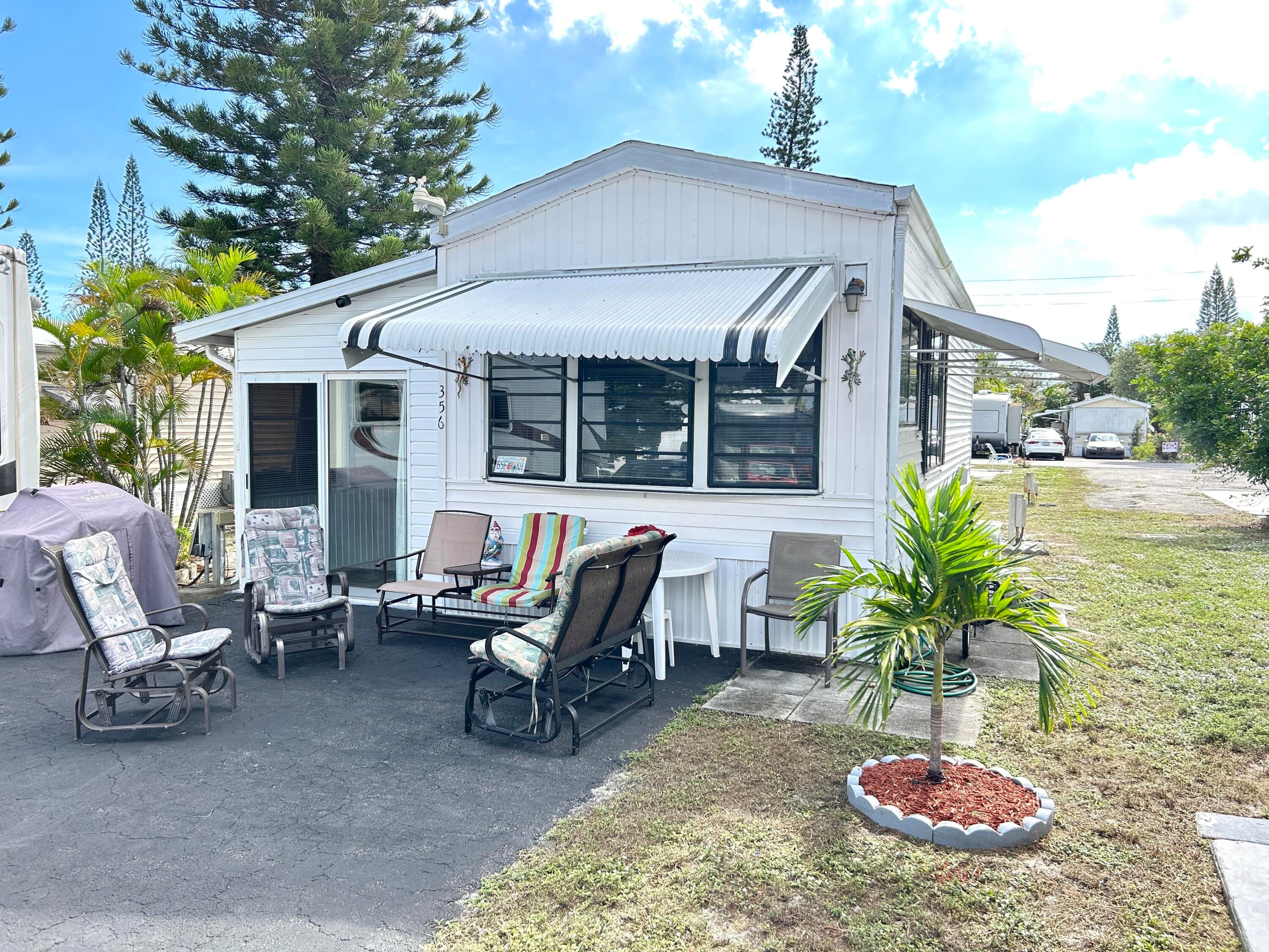 875 NE 48 Th St Lot 356, Deerfield Beach, FL 33064 — photo 1 of 28