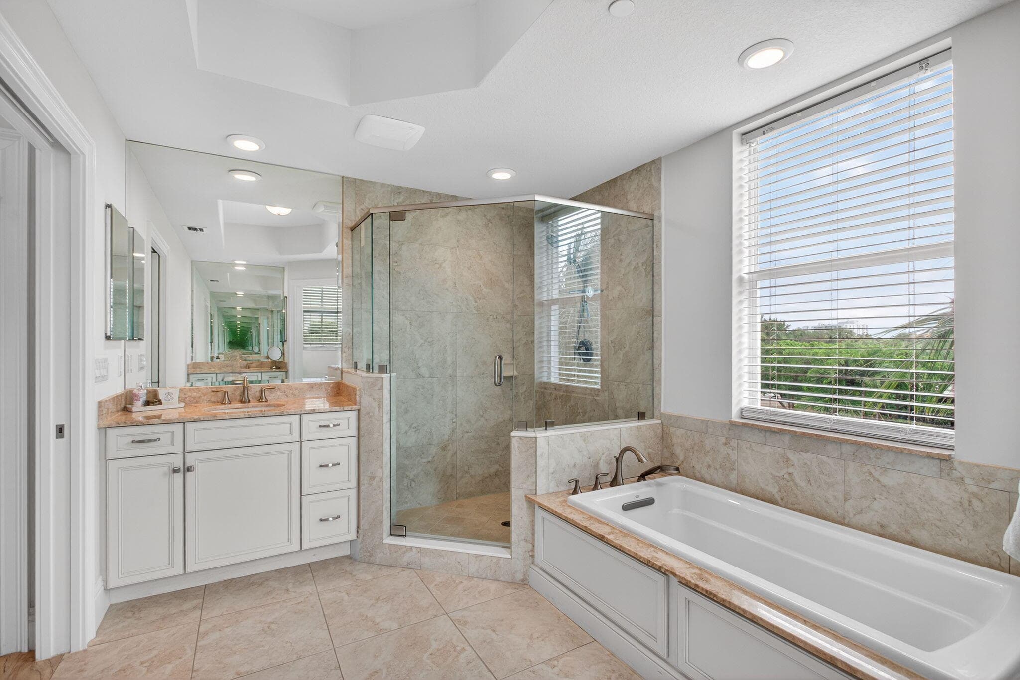 834 Bay Colony Drive S, Juno Beach, FL 33408 — photo 24 of 50