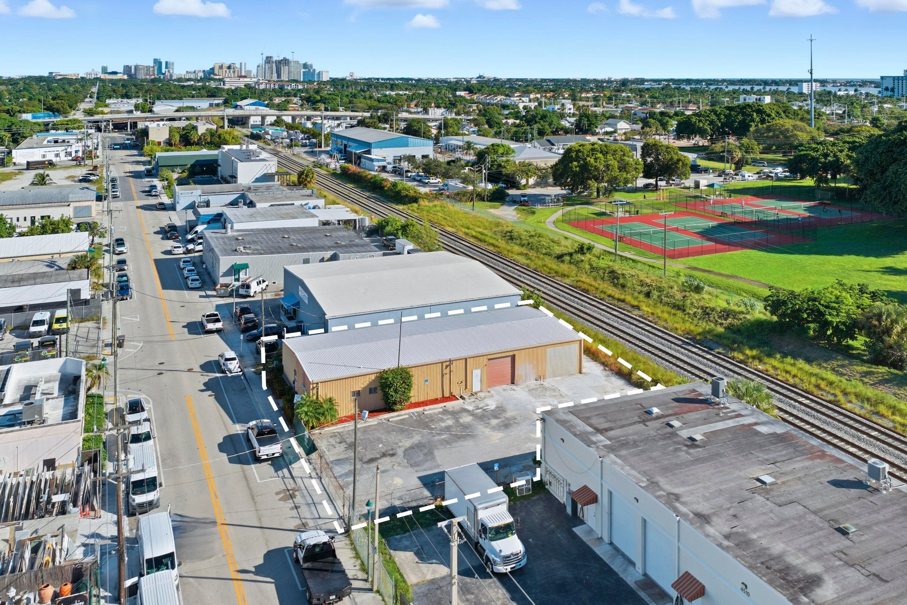 4504 Georgia Avenue, West Palm Beach, FL 33405 — photo 3 of 5
