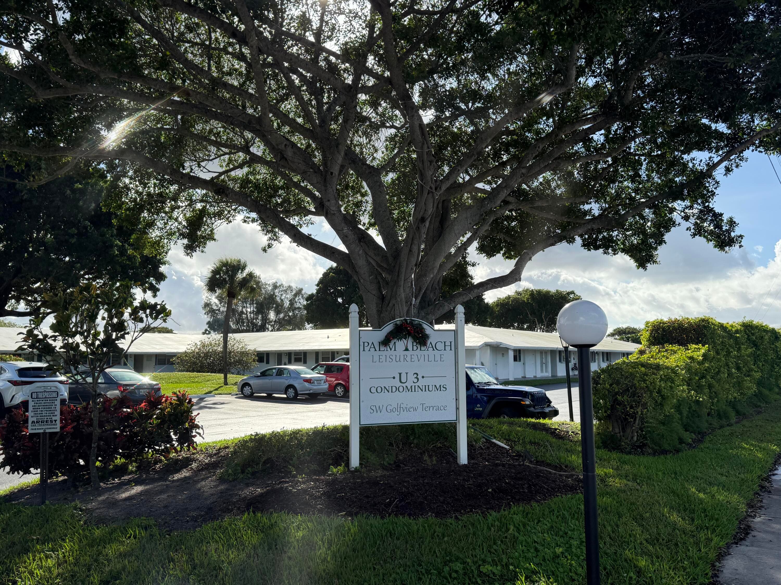 300 SW Golfview Terrace 152, Boynton Beach, FL 33426 — photo 1 of 15