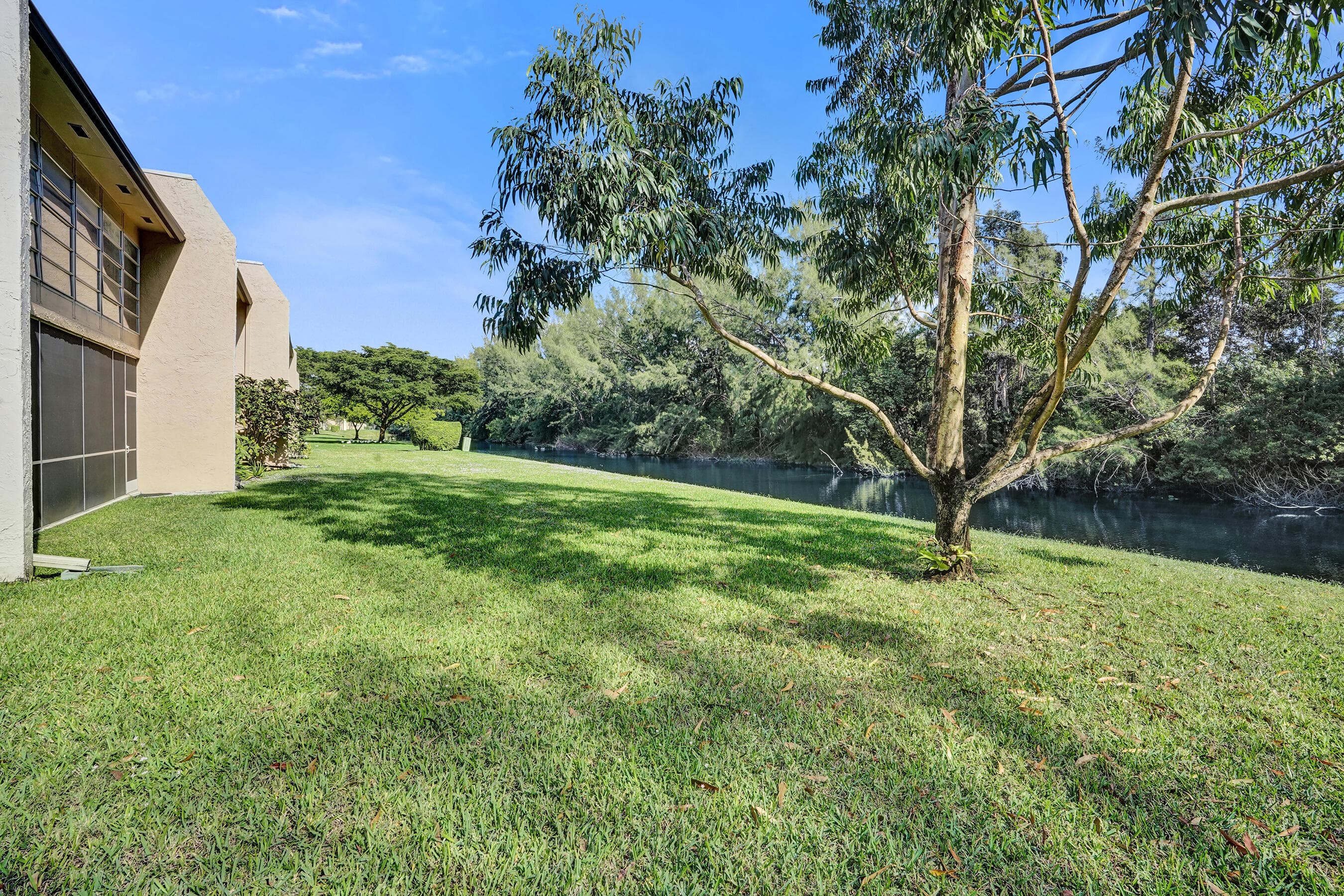 140 Lake Meryl Drive 140, West Palm Beach, FL 33411 — photo 37 of 63