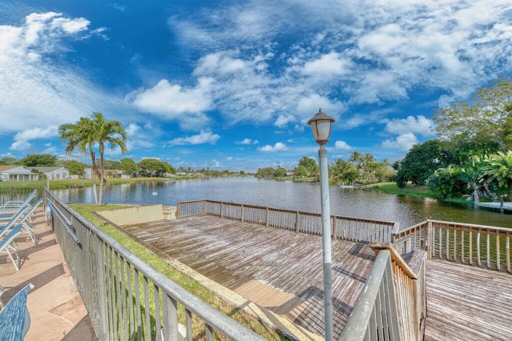 905 NW 22nd Avenue, Delray Beach, FL 33445 — photo 37 of 37