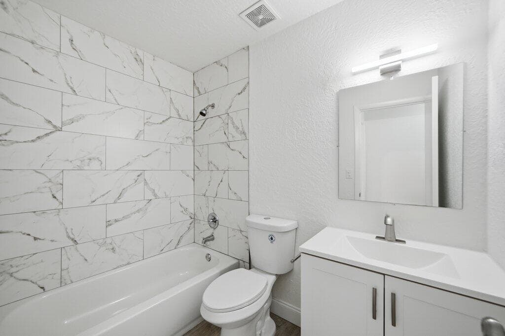 905 NW 22nd Avenue, Delray Beach, FL 33445 — photo 17 of 37