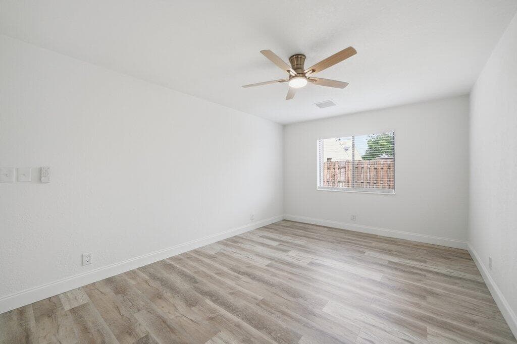 905 NW 22nd Avenue, Delray Beach, FL 33445 — photo 24 of 37