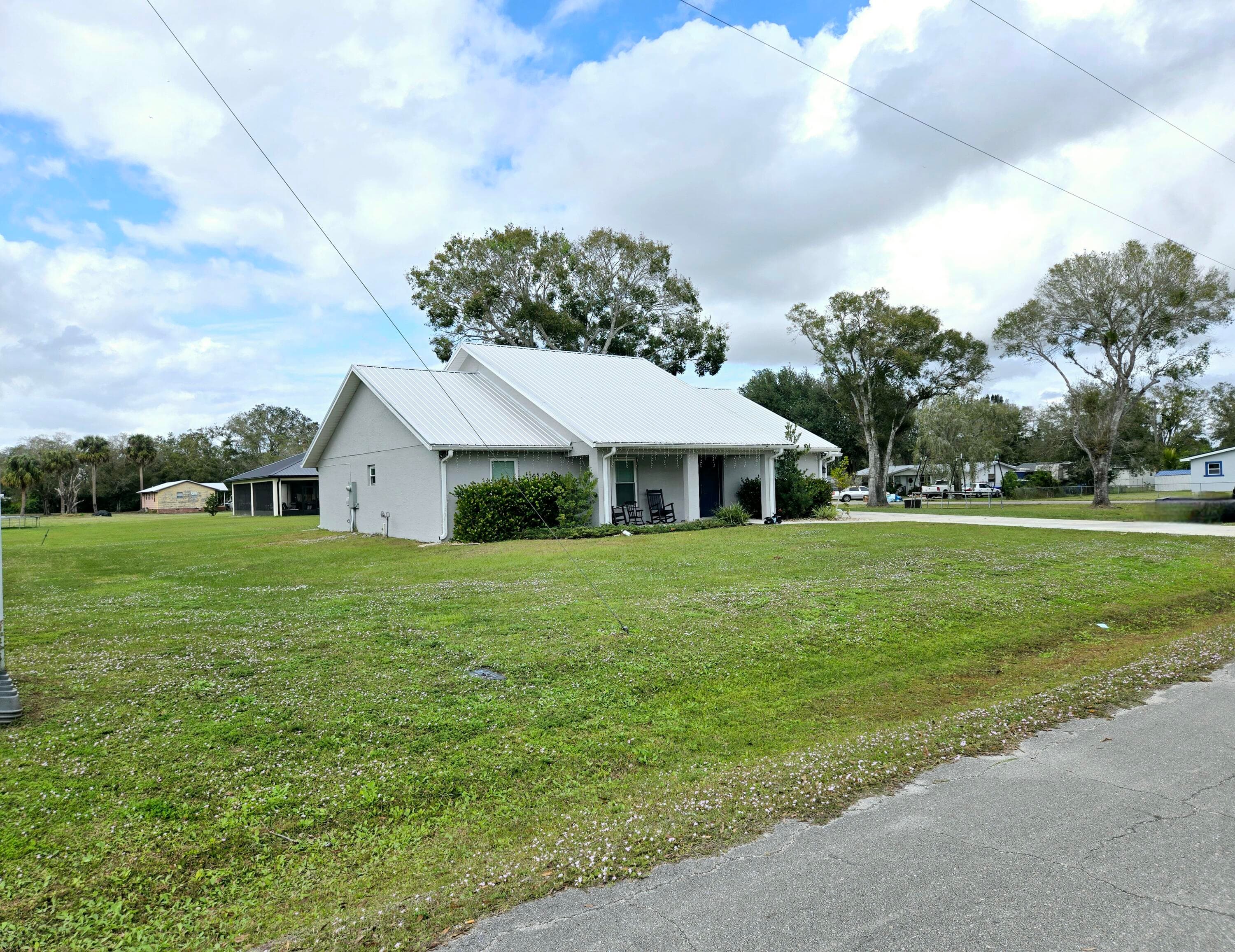 603 NW 11th Avenue, Okeechobee, FL 34972 — photo 2 of 28