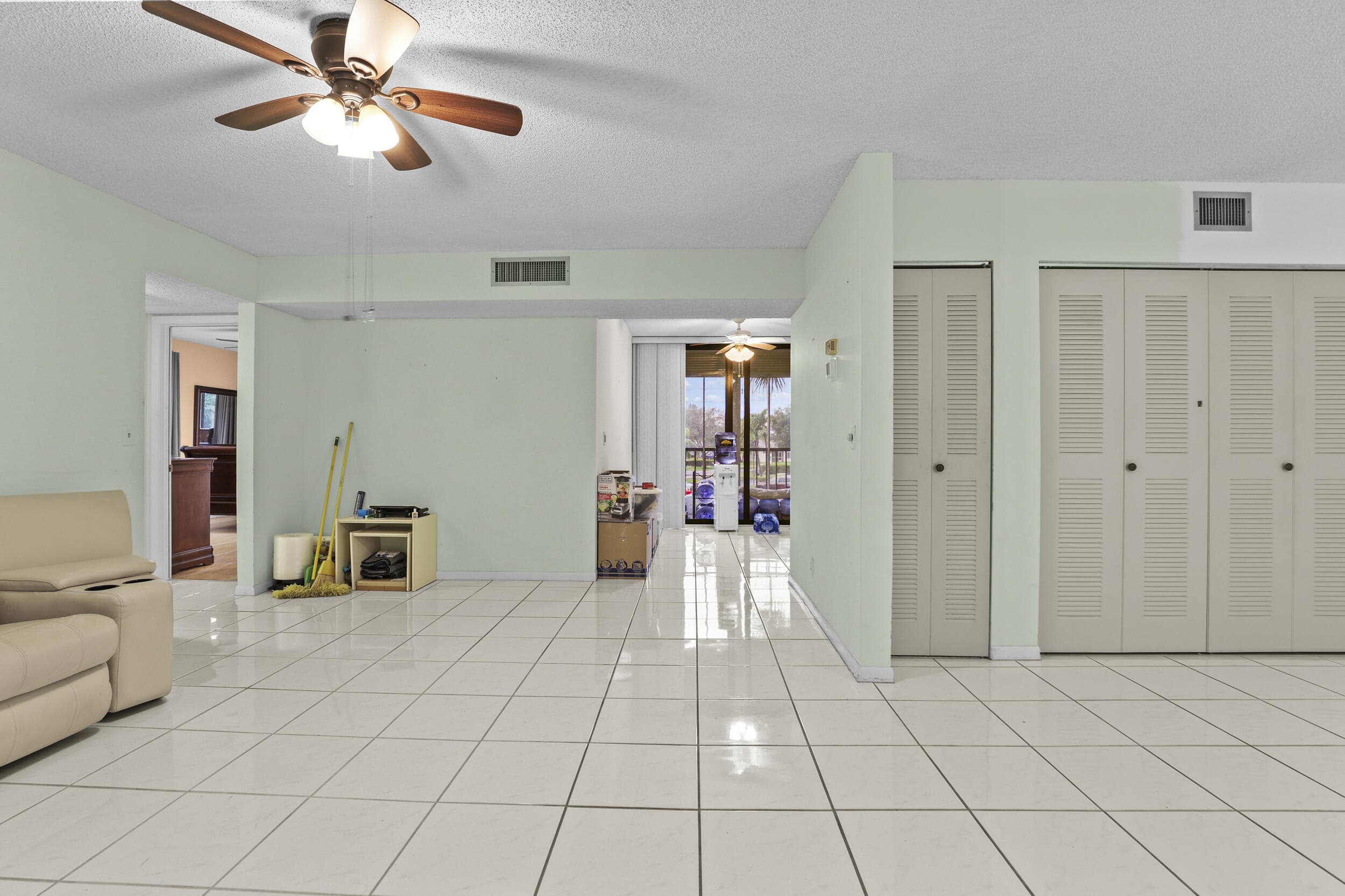 5280 Las Verdes Circle 219, Delray Beach, FL 33484 — photo 7 of 30