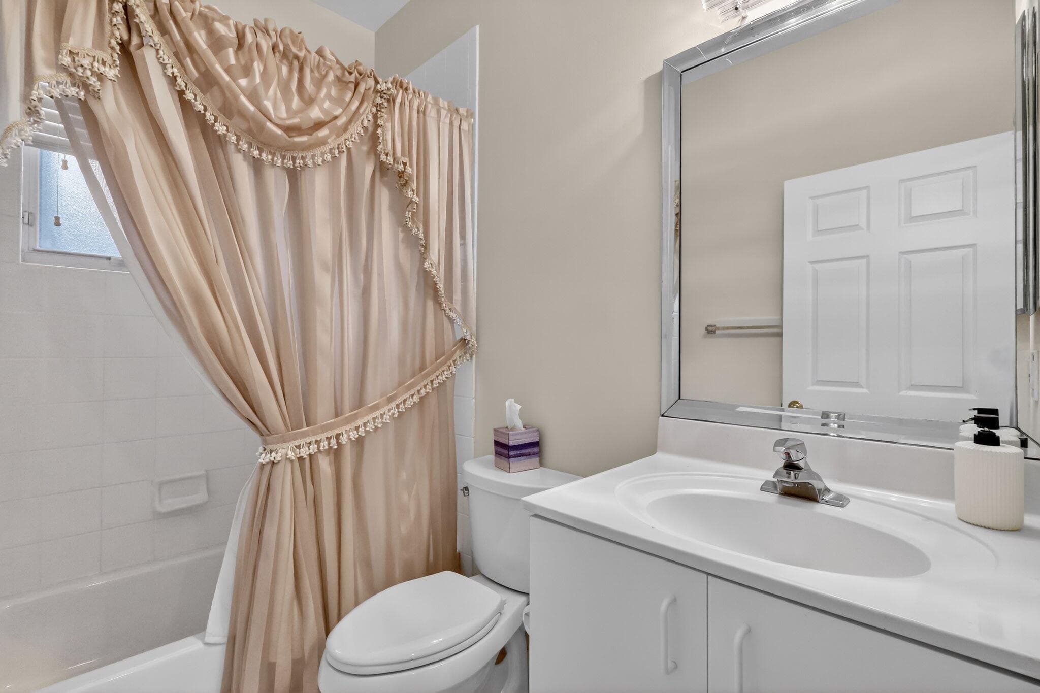 10564 Royal Caribbean Circle, Boynton Beach, FL 33437 — photo 30 of 37