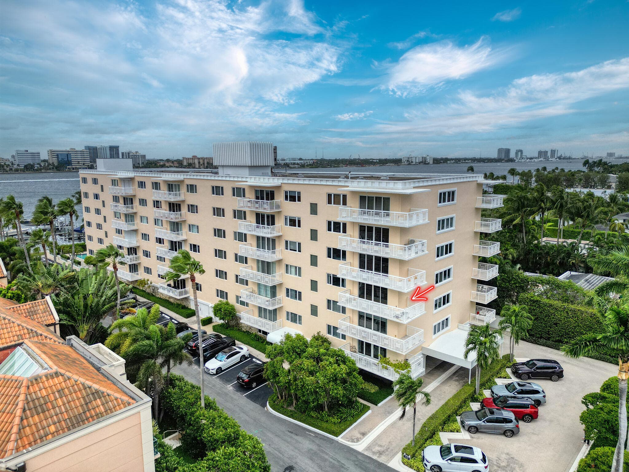 250 N Bradley Place 402, Palm Beach, FL 33480 — photo 12 of 38