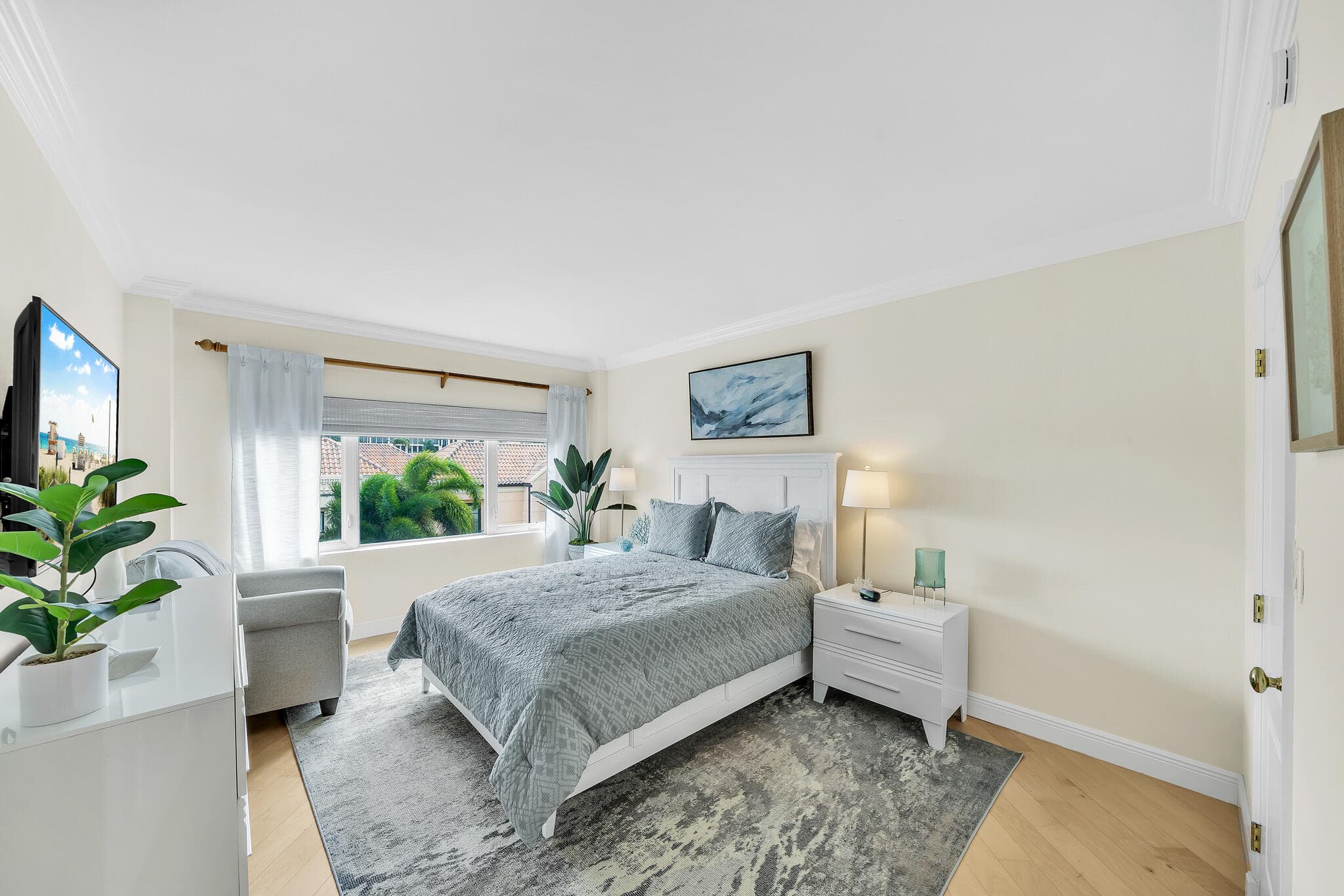 250 N Bradley Place 402, Palm Beach, FL 33480 — photo 27 of 38