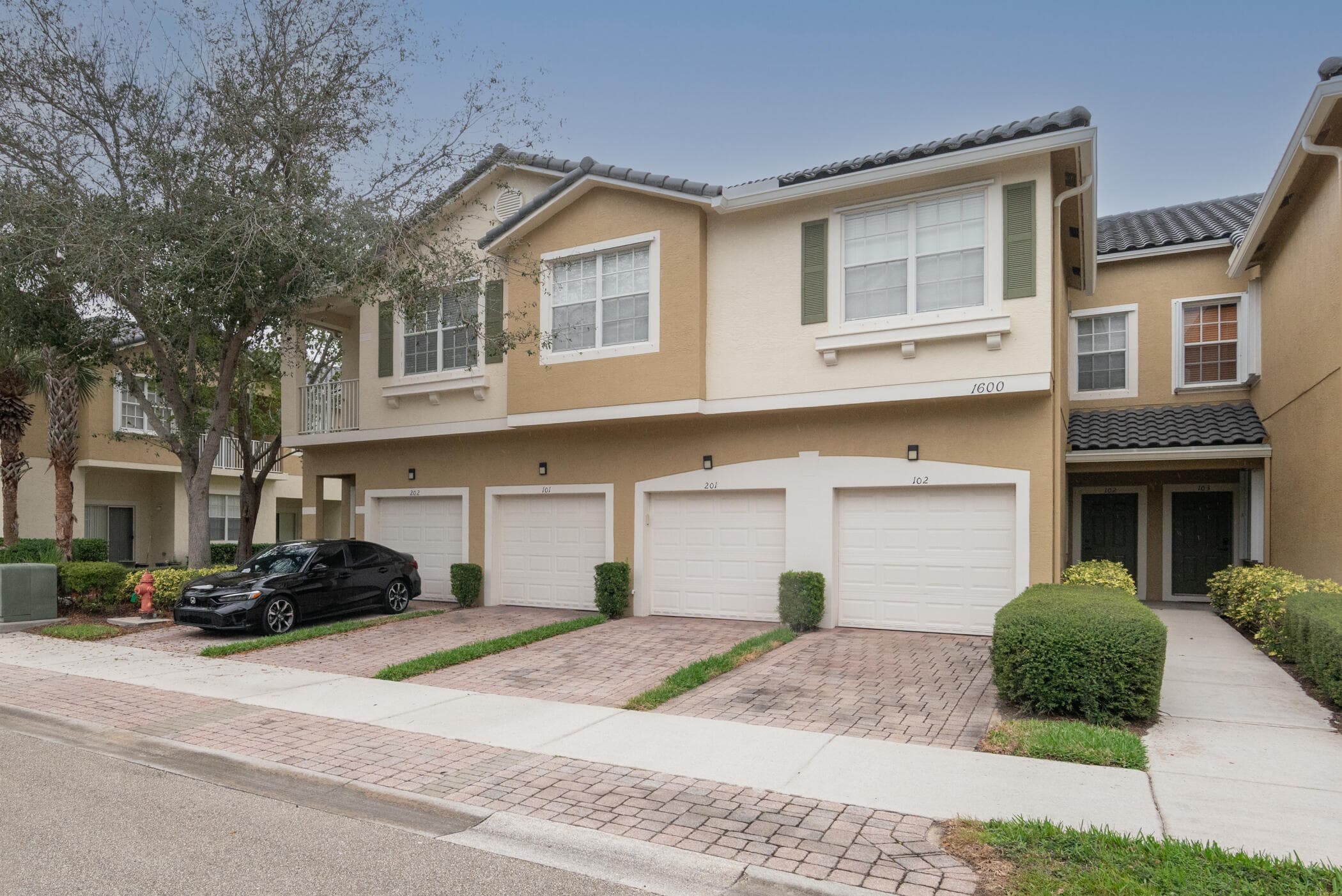 1600 SE Sheffield Terrace 201, Stuart, FL 34994 — photo 2 of 28