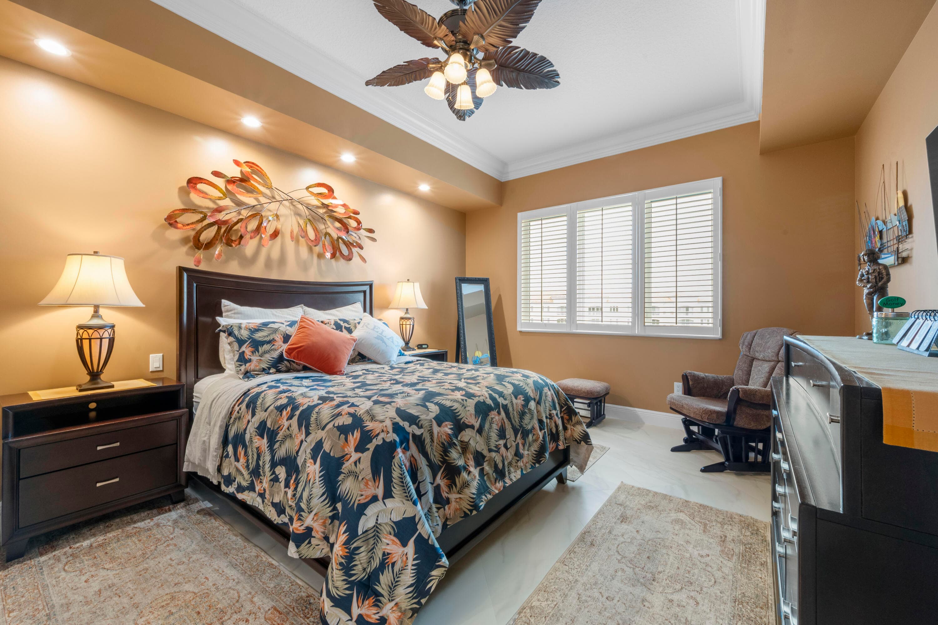 8 Harbour Isle Drive E Ph5, Fort Pierce, FL 34949 — photo 4 of 43