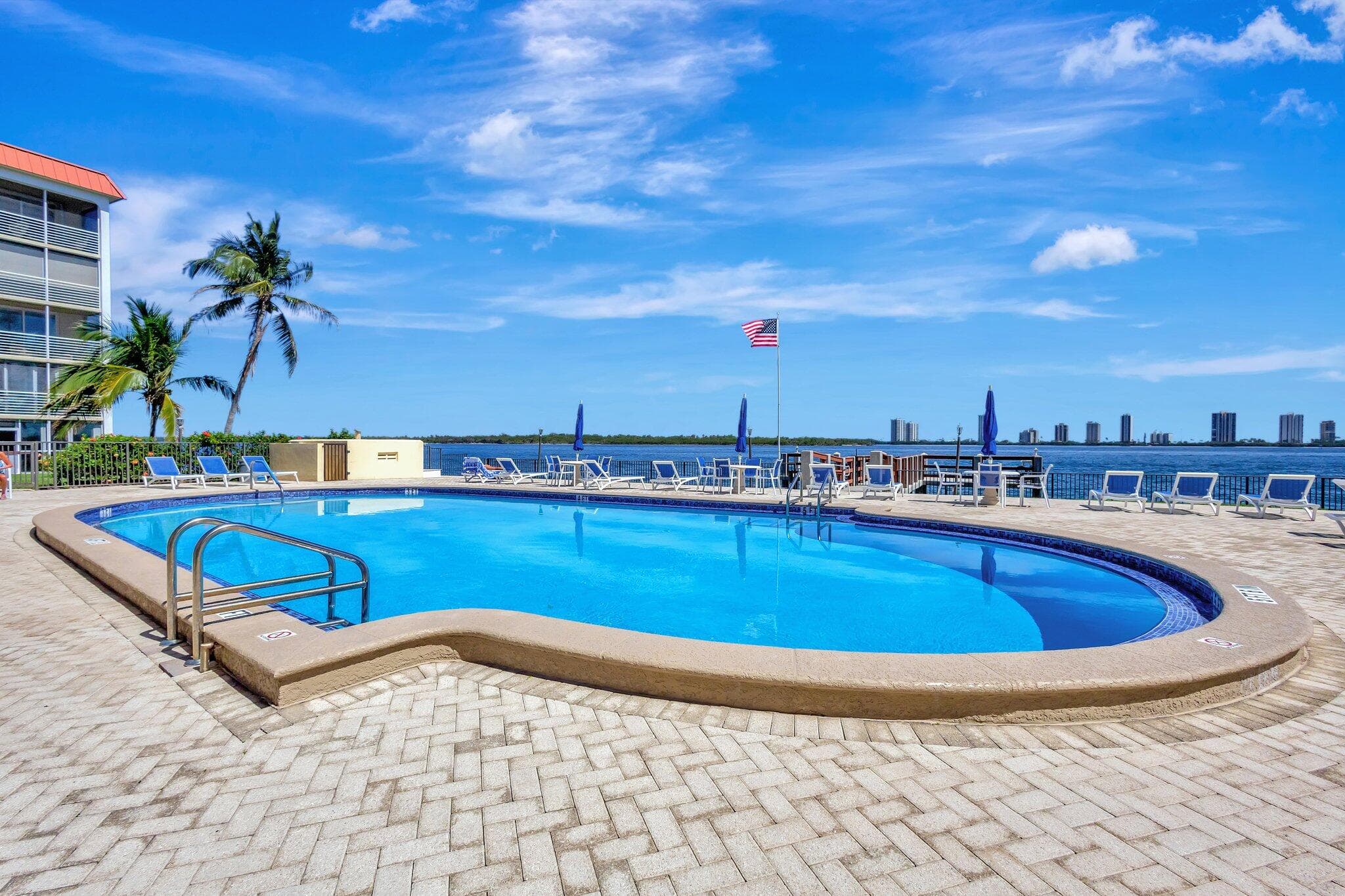 105 Paradise Harbour Boulevard 307, North Palm Beach, FL 33408 — photo 25 of 29