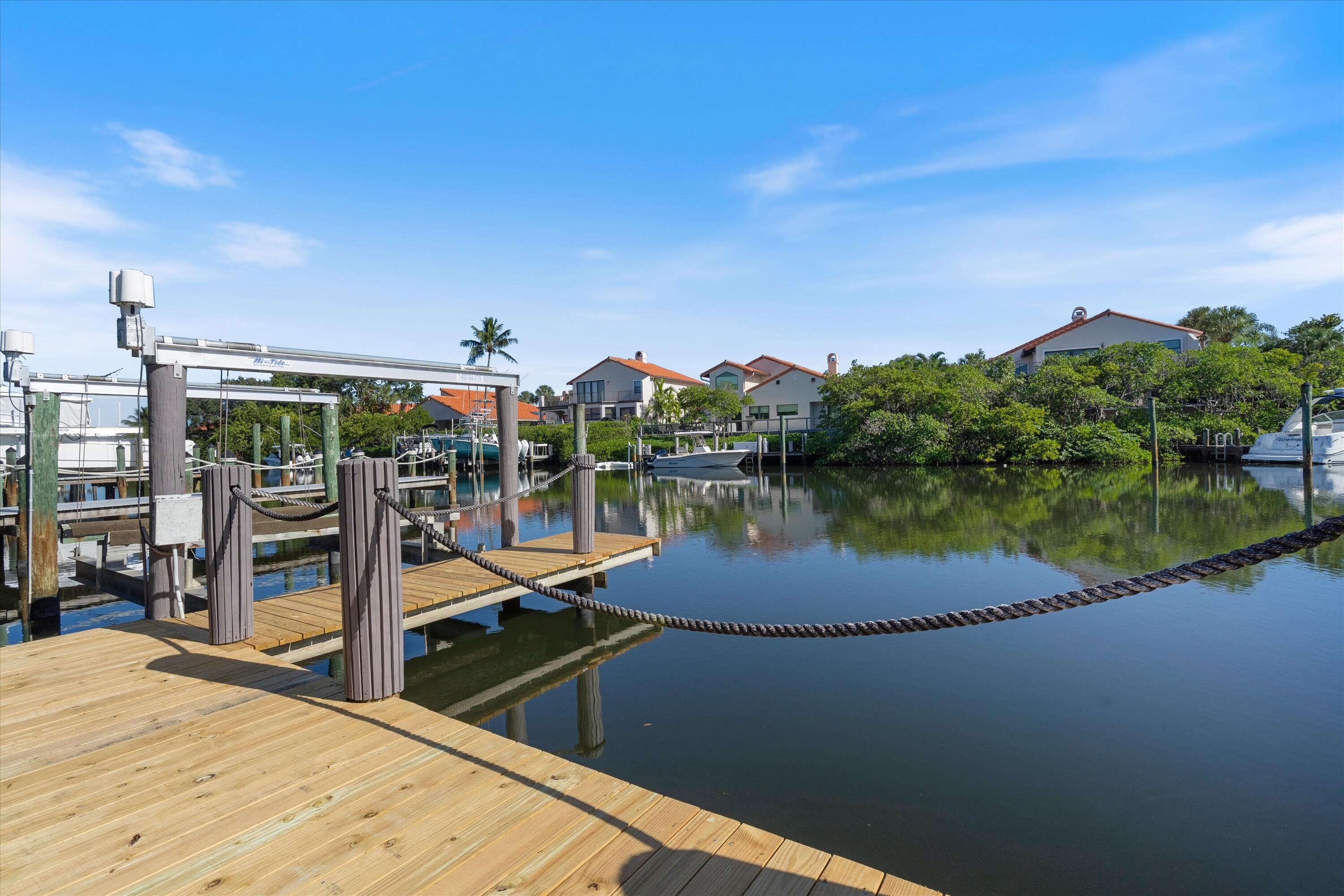 17036 Bay Street, Jupiter, FL 33477 — photo 5 of 69