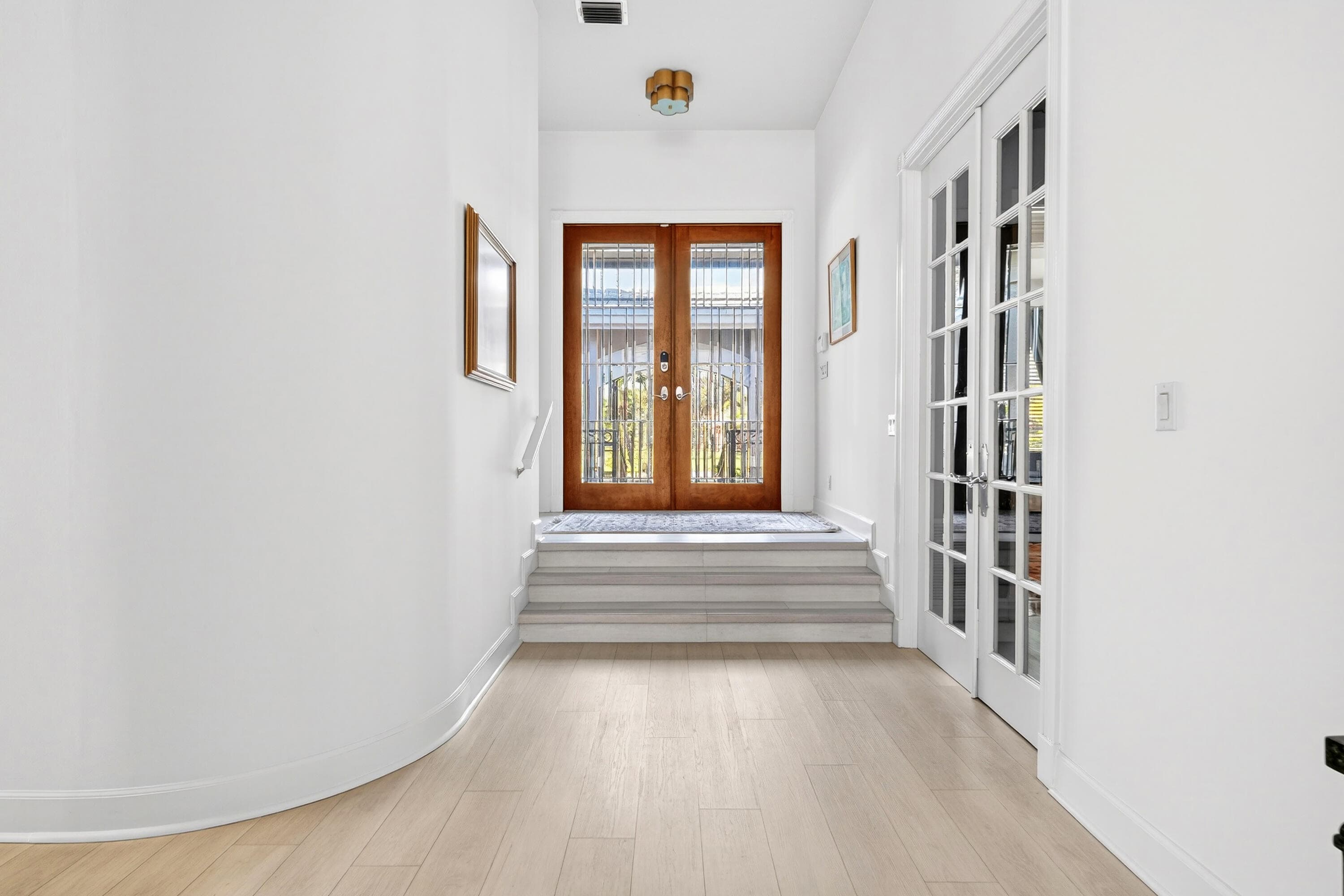6 Cloister Circle, West Palm Beach, FL 33401 — photo 5 of 51
