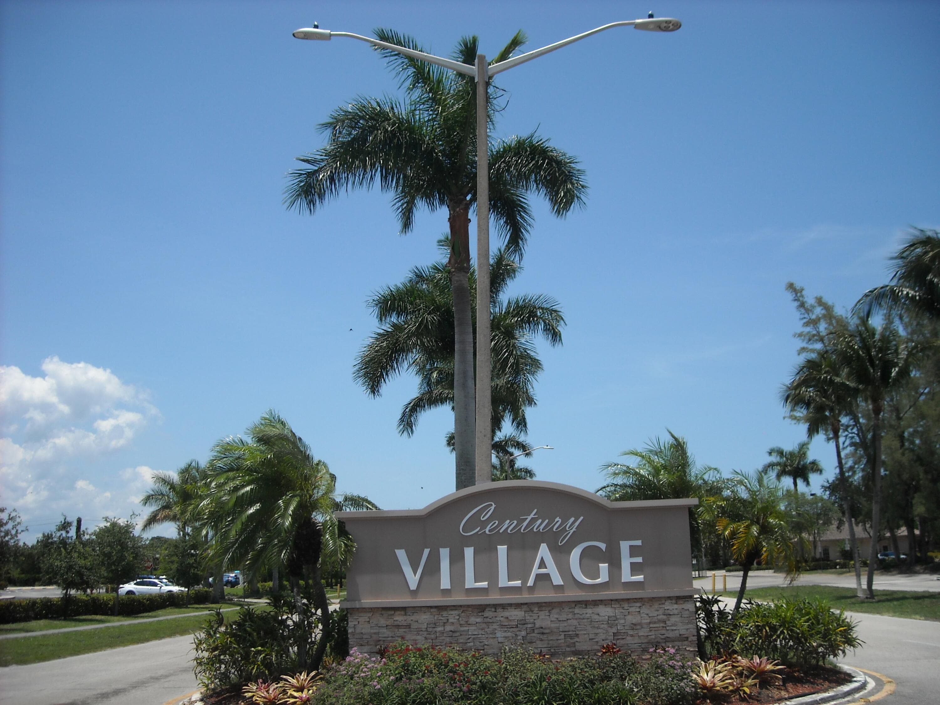 20 Berkshire A, West Palm Beach, FL 33417 — photo 1 of 1