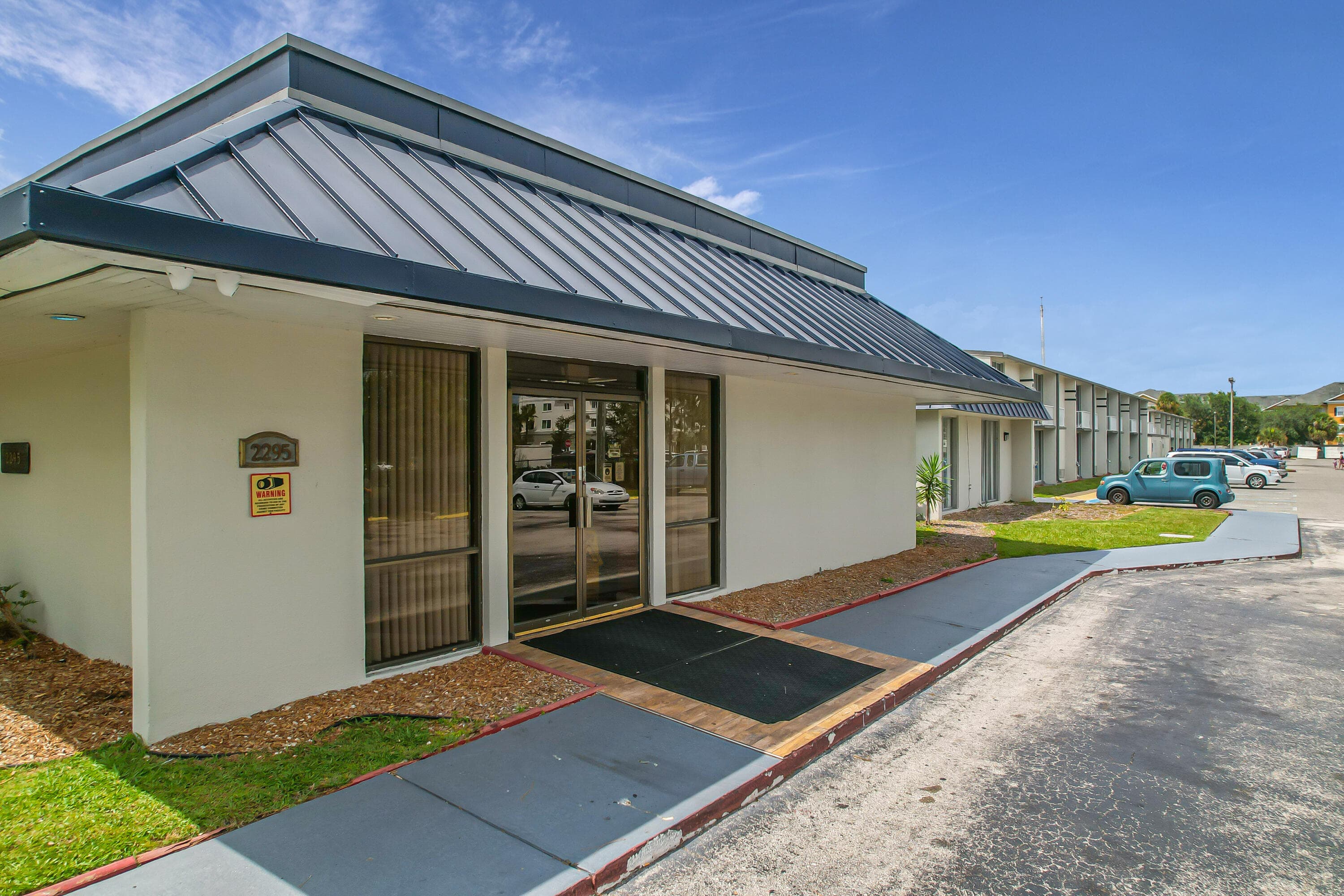 2295 E Irlo Bronson Memorial Highway 100, Kissimmee, FL 34744 — photo 1 of 8