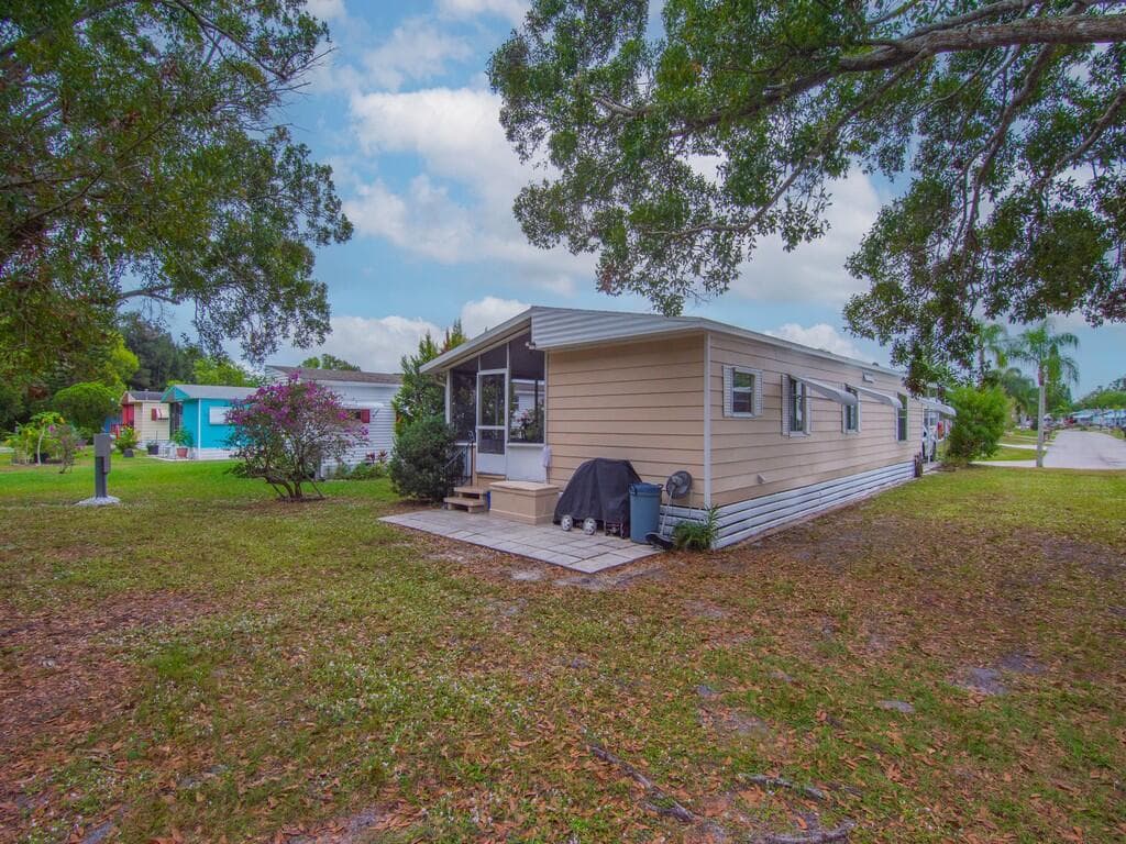 61 E Caribbean, Port St. Lucie, FL 34952 — photo 38 of 48