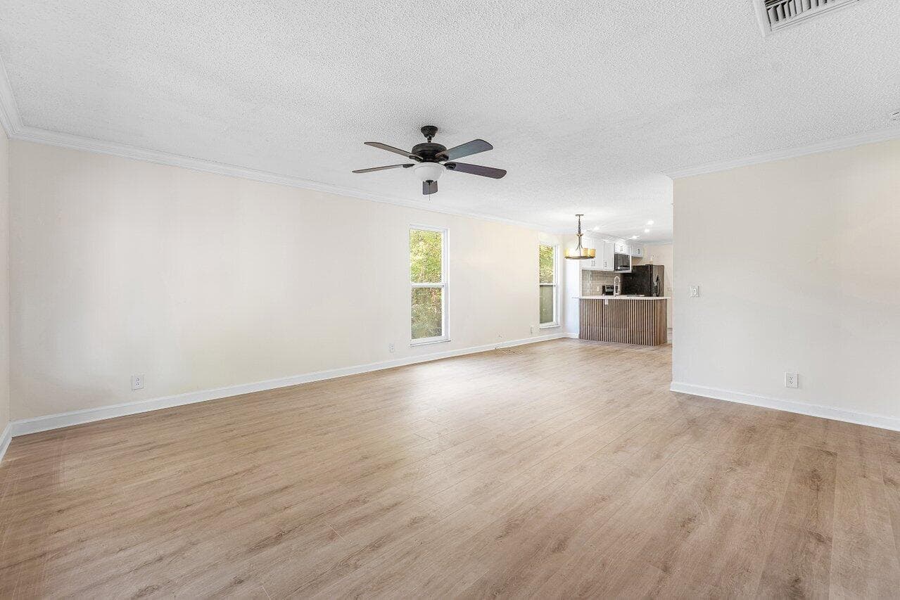 4627 Orleans Court A, West Palm Beach, FL 33415 — photo 4 of 23