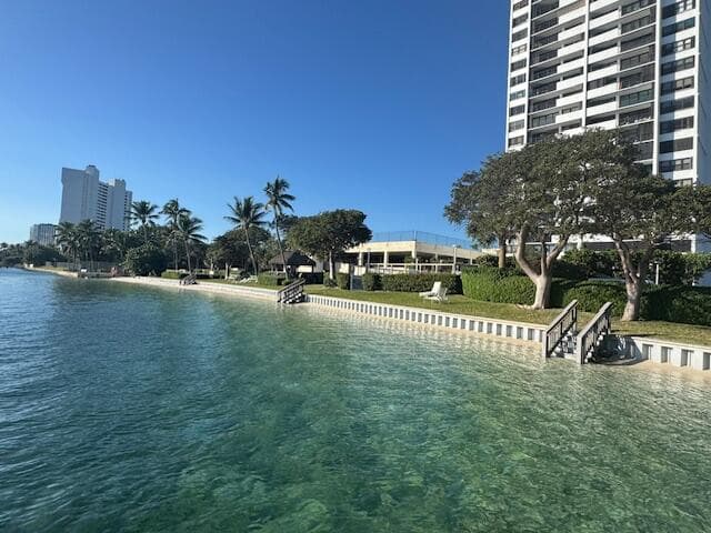 5600 N Flagler Drive 401, West Palm Beach, FL 33407 — photo 26 of 34