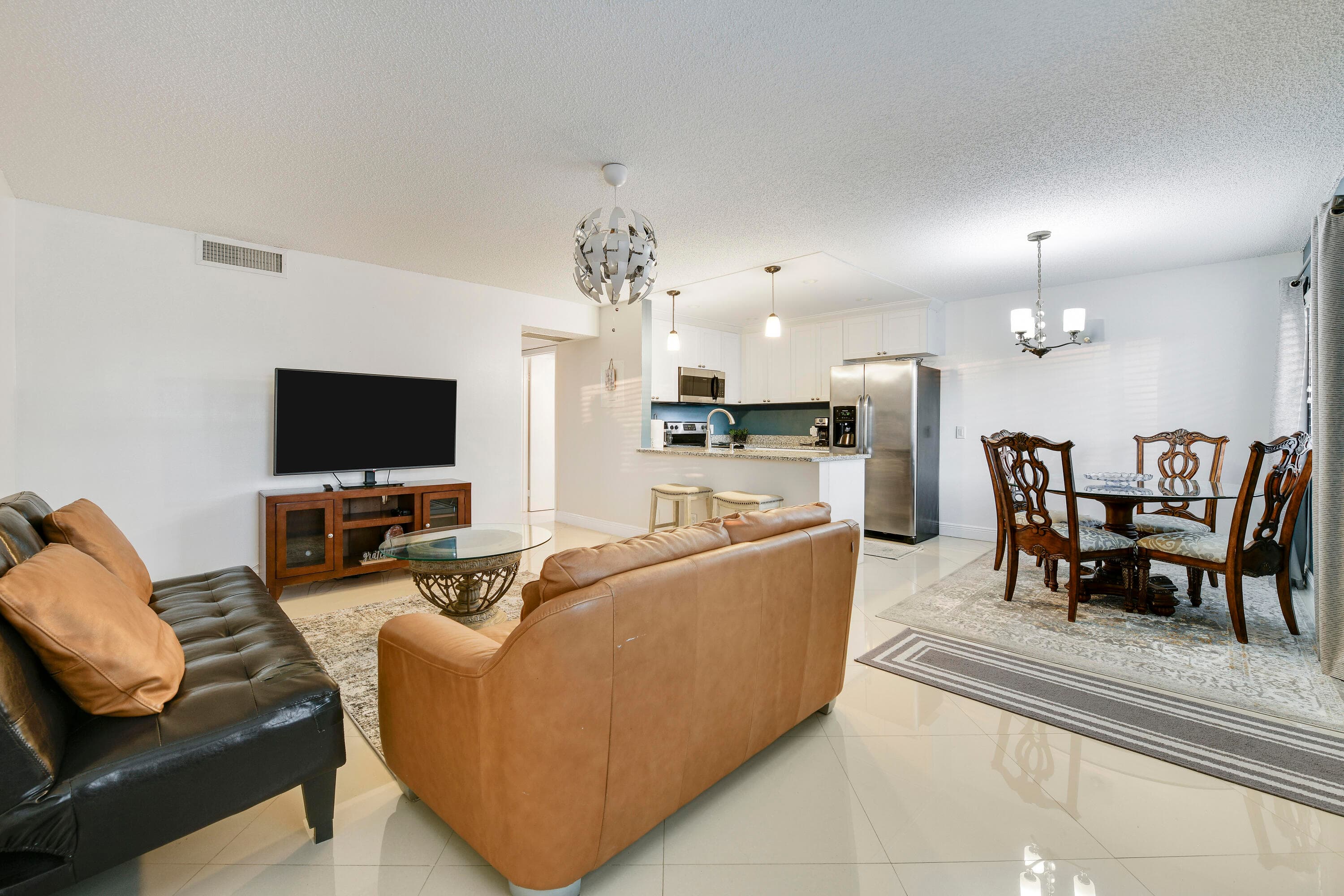 3100 Springdale Boulevard 314, Palm Springs, FL 33461 — photo 4 of 27