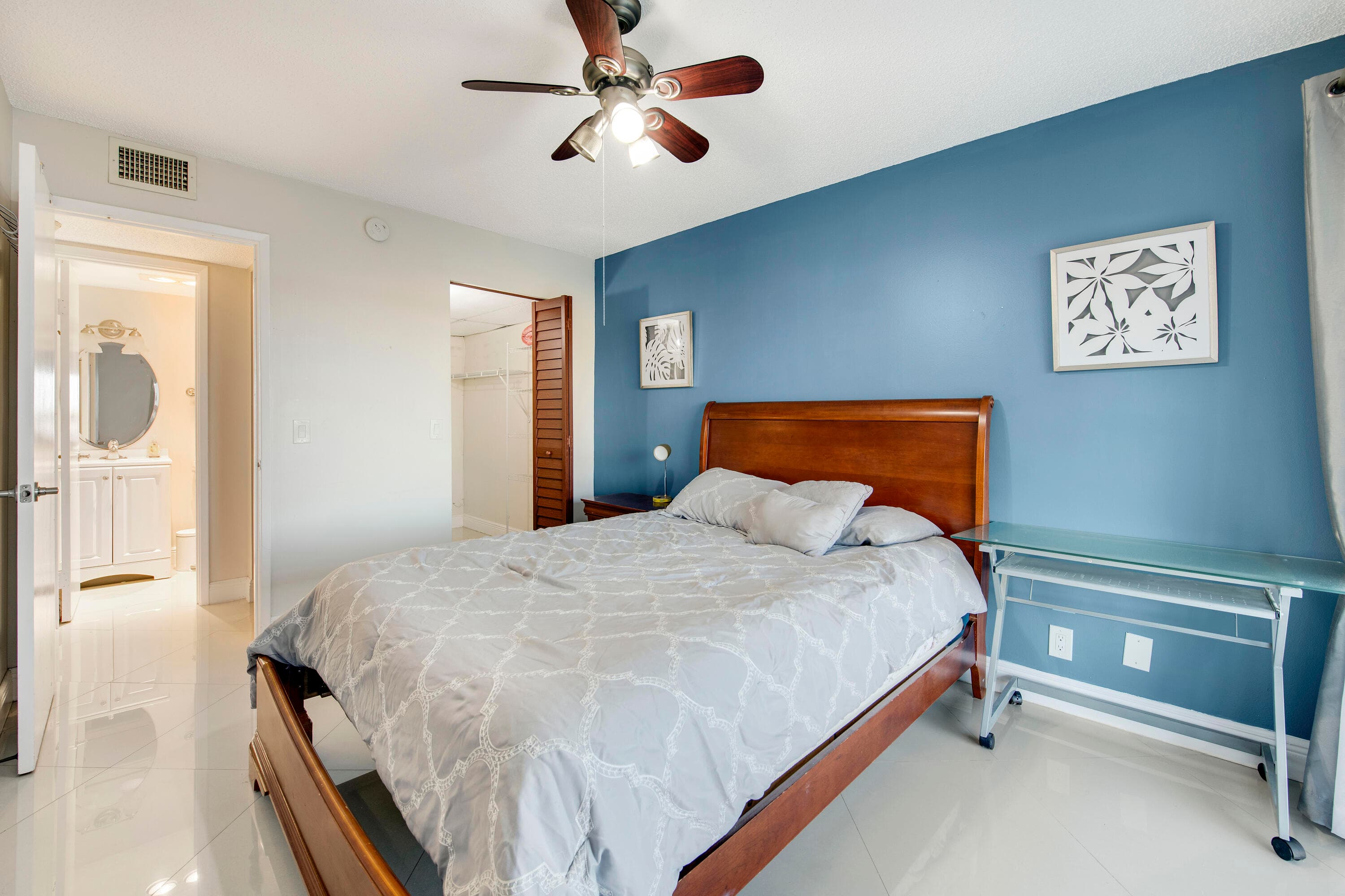 3100 Springdale Boulevard 314, Palm Springs, FL 33461 — photo 11 of 27