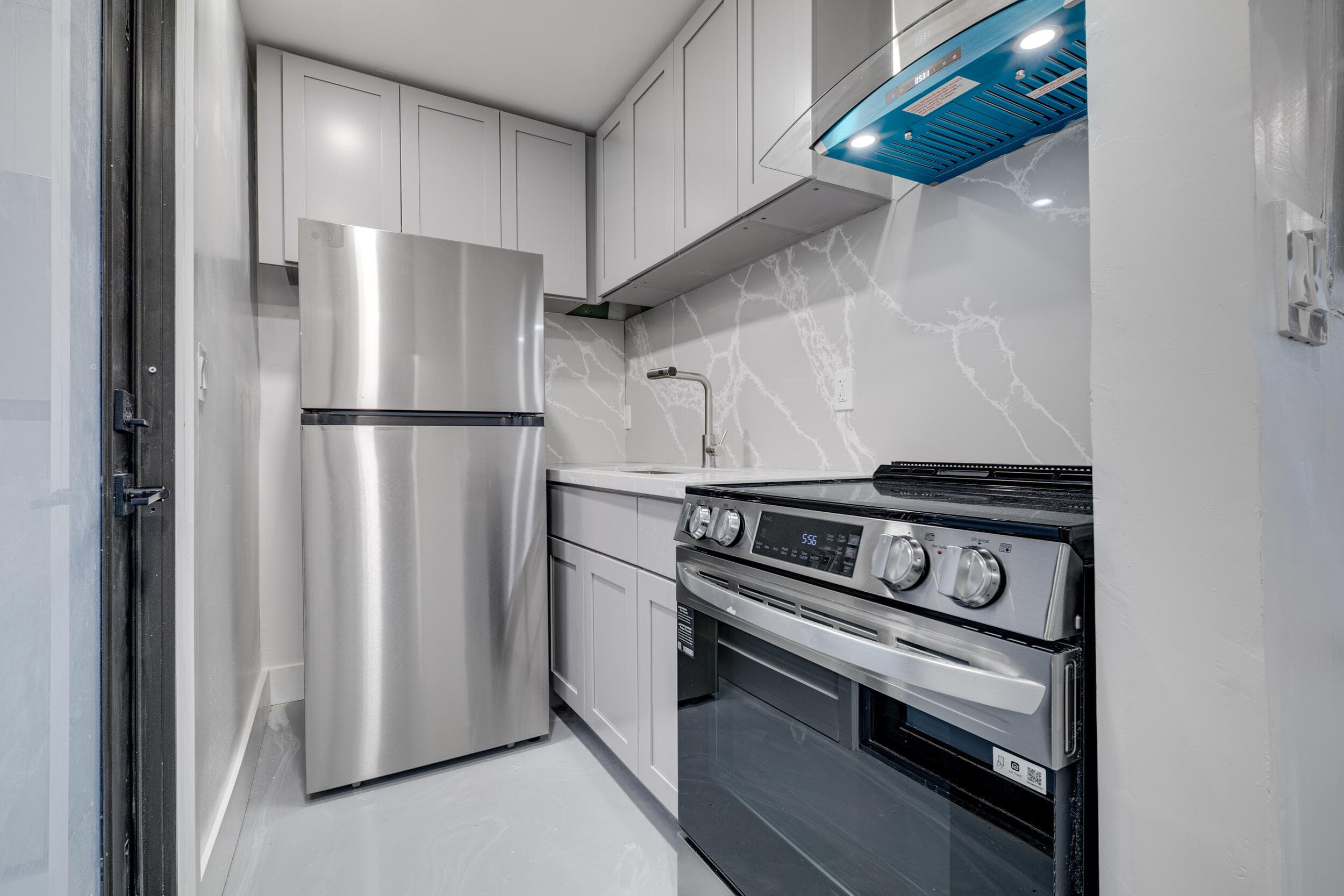 1126 NW 4th Avenue 1-2, Fort Lauderdale, FL 33311 — photo 1 of 29