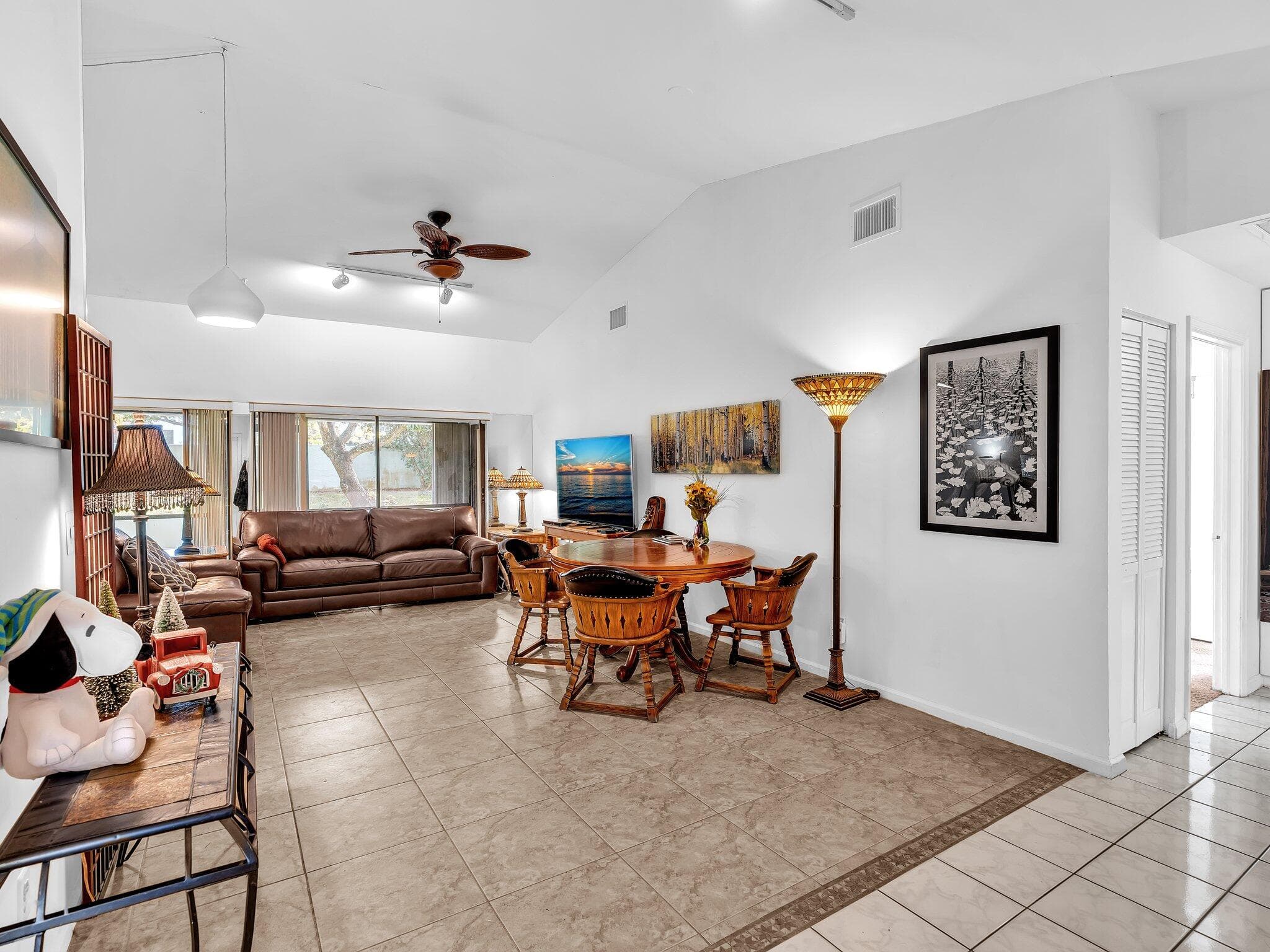 1045 NW 18th Avenue, Delray Beach, FL 33445 — photo 7 of 22