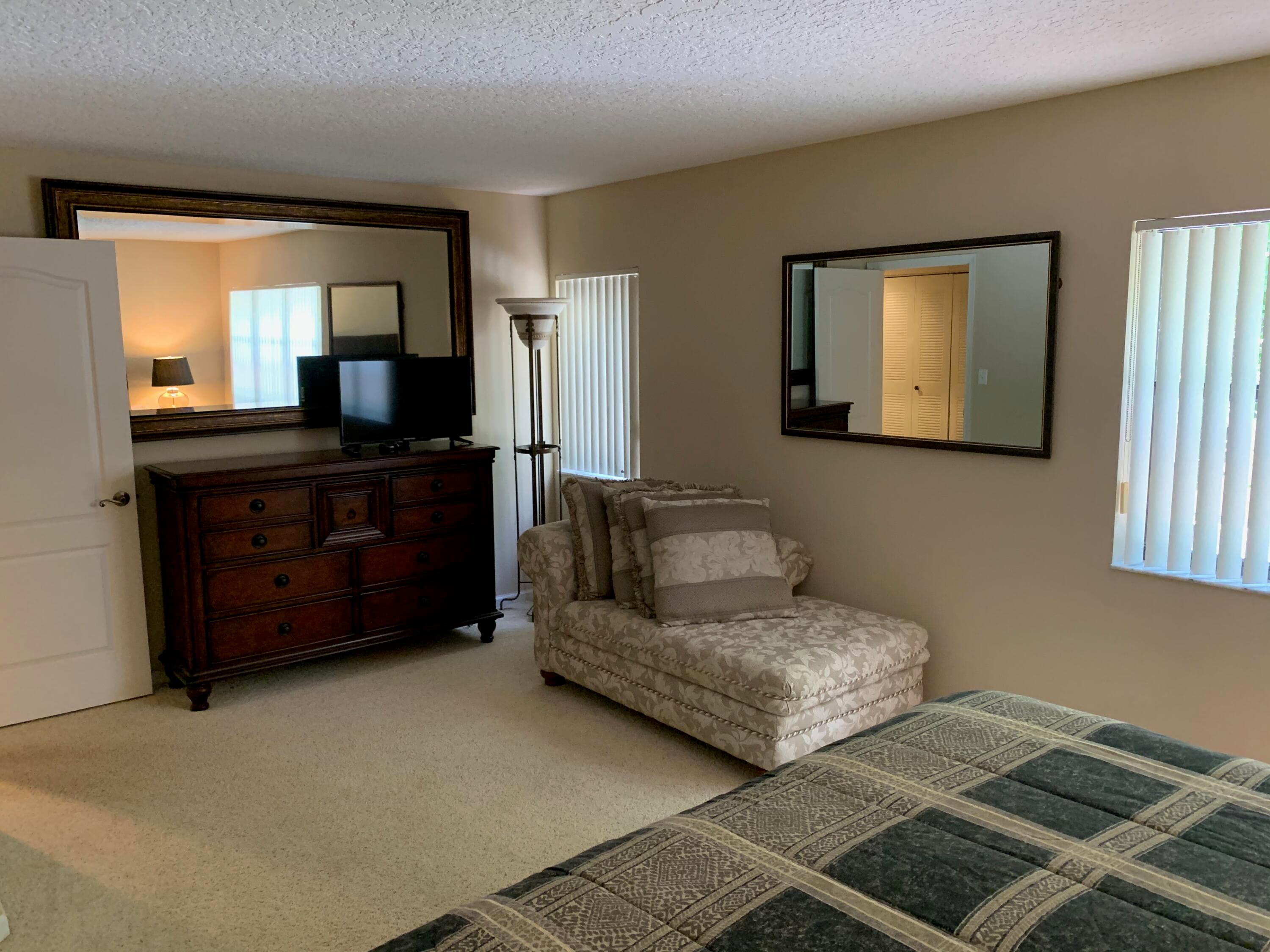49 Uno Lago Drive, Juno Beach, FL 33408 — photo 9 of 18