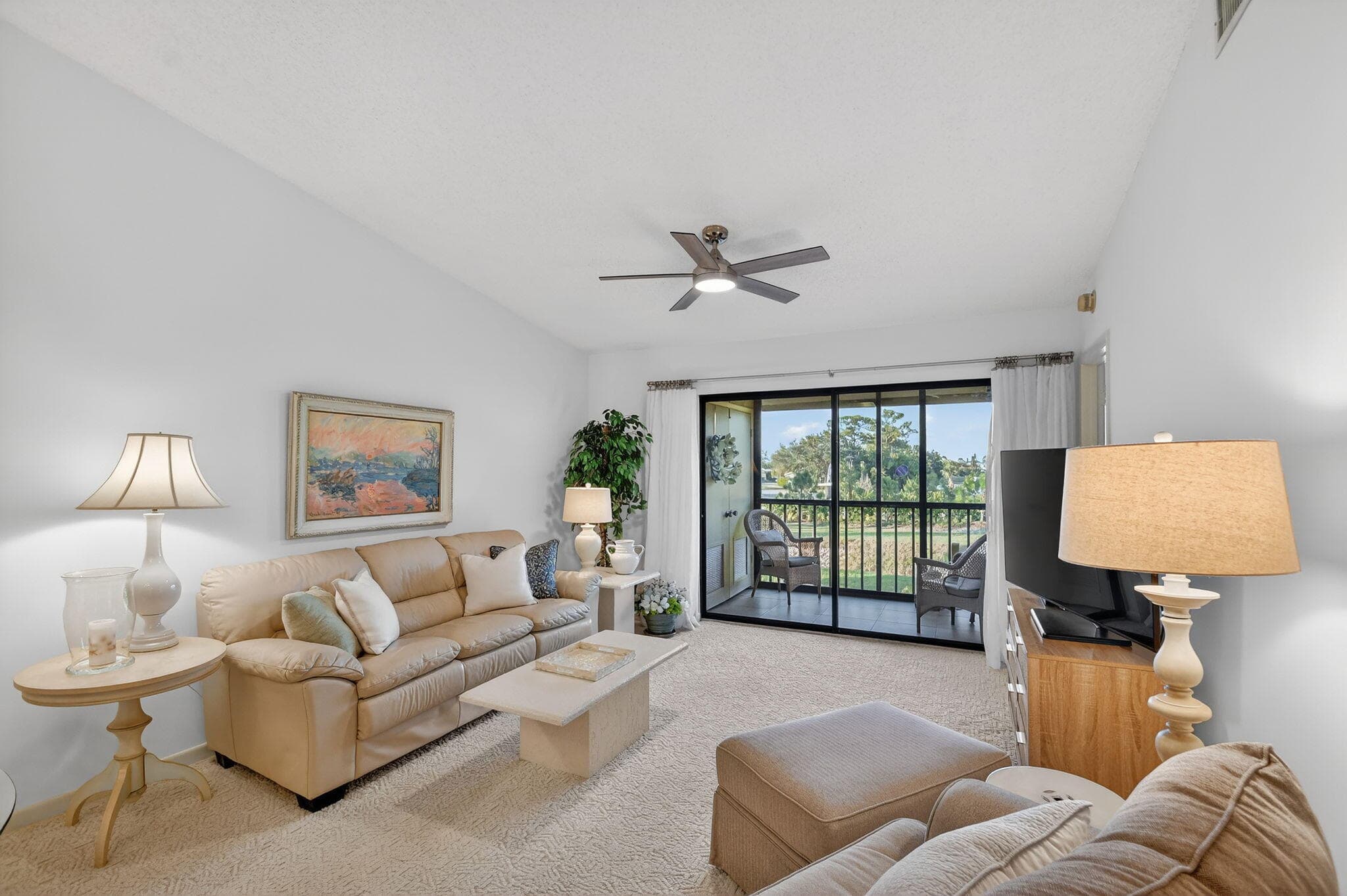 4542 Lucerne Lakes Boulevard E 202, Lake Worth, FL 33467 — photo 11 of 33