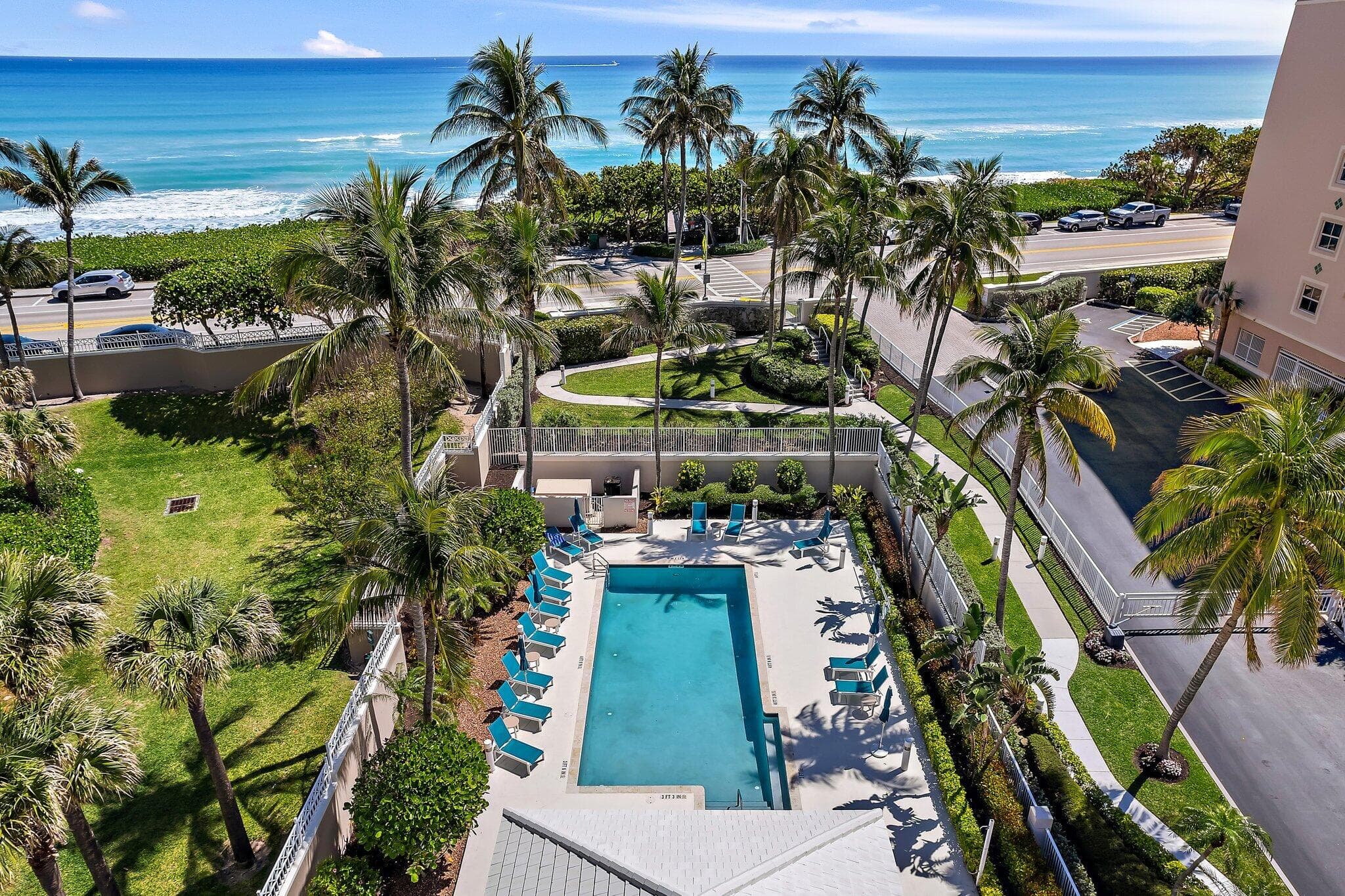 1660 S Hwy A1a 122, Jupiter, FL 33477 — photo 4 of 18