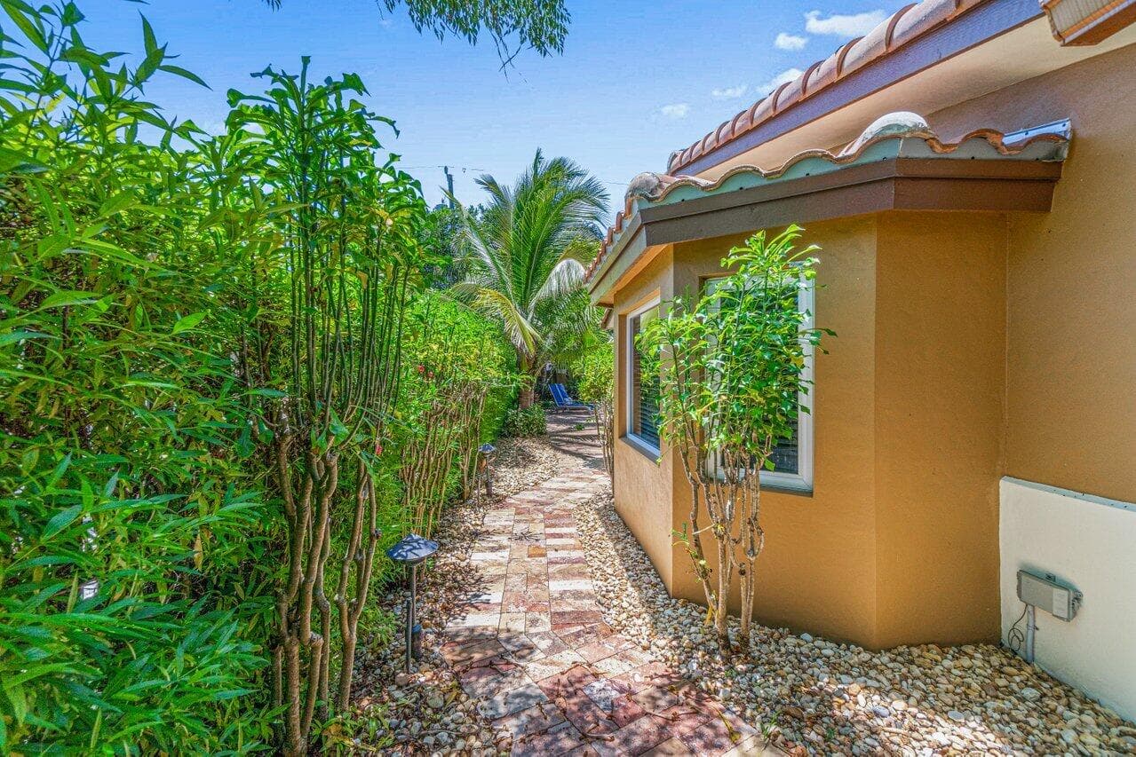 870 NW 7th Street, Boca Raton, FL 33486 — photo 38 of 38