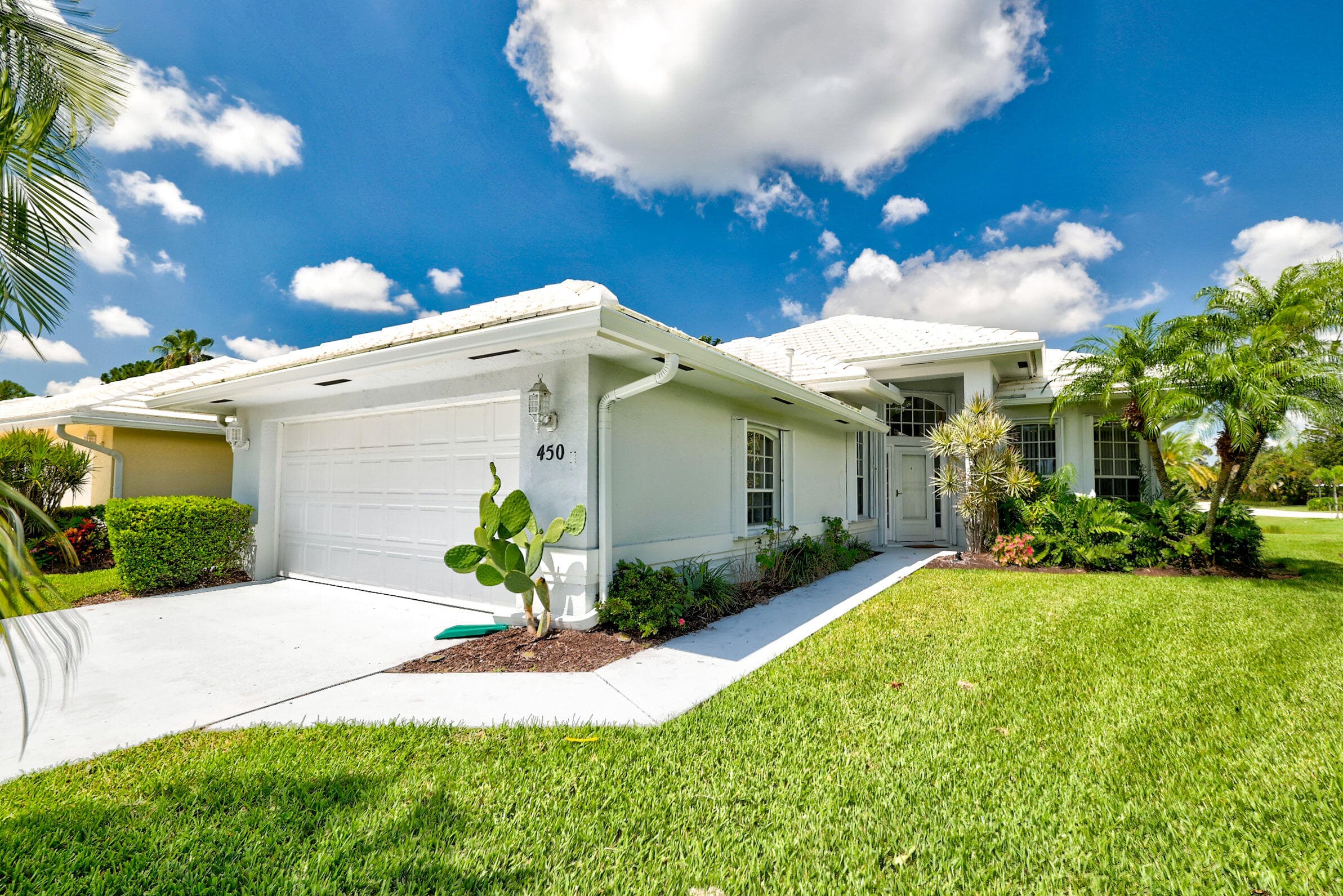 450 SW Fairway Landing, Port St. Lucie, FL 34986 — photo 1 of 36
