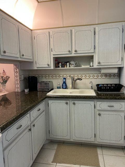 2615 S Garden Drive 103, Lake Worth, FL 33461 — photo 4 of 31