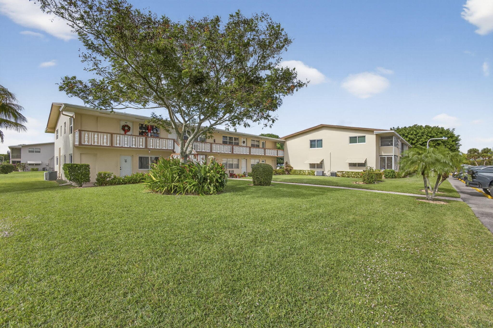 193 Easthampton I, West Palm Beach, FL 33417 — photo 3 of 51