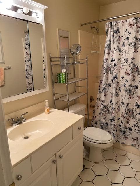 221 Lake Meryl Drive, West Palm Beach, FL 33411 — photo 11 of 31