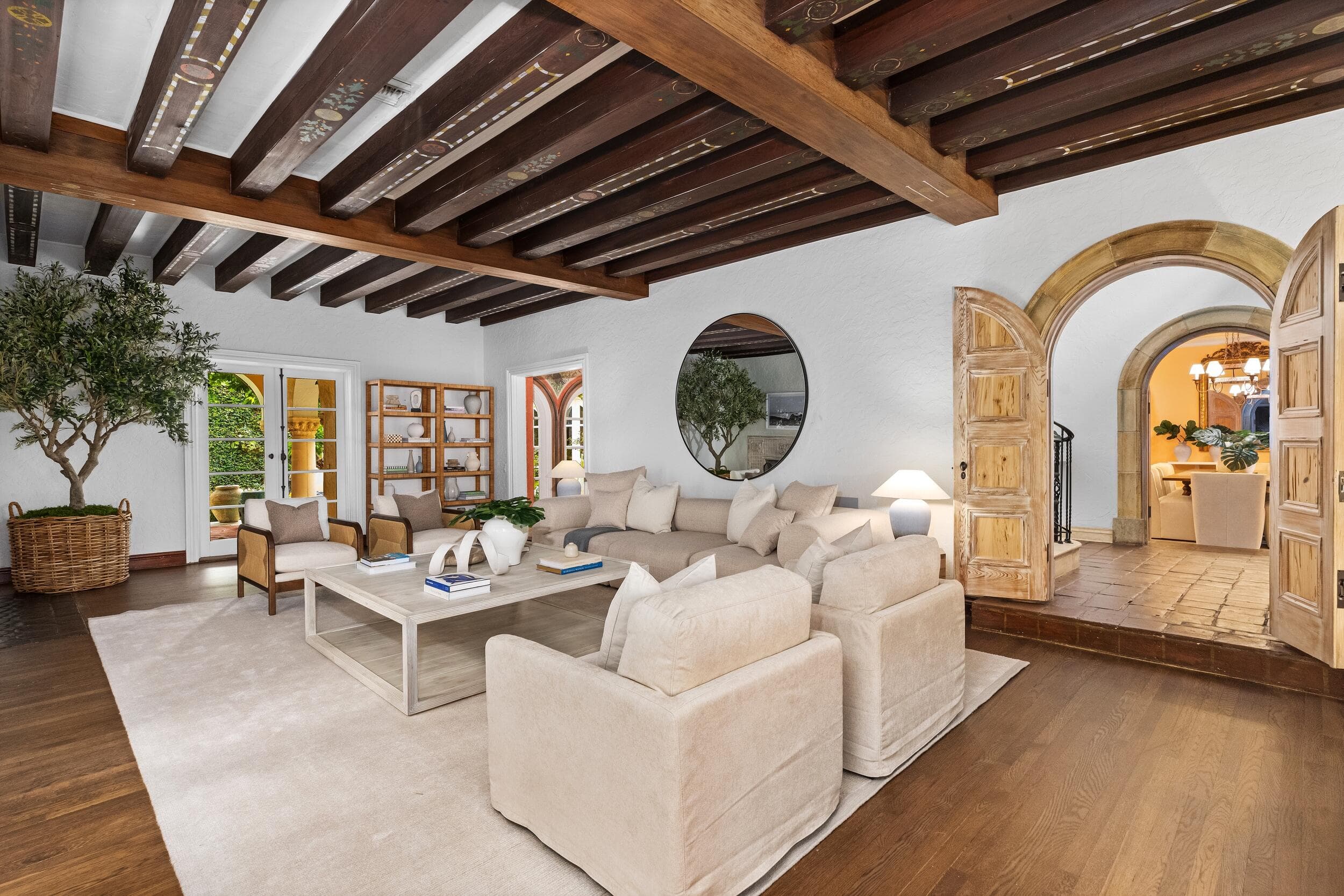 124 Brazilian Avenue, Palm Beach, FL 33480 — photo 4 of 43