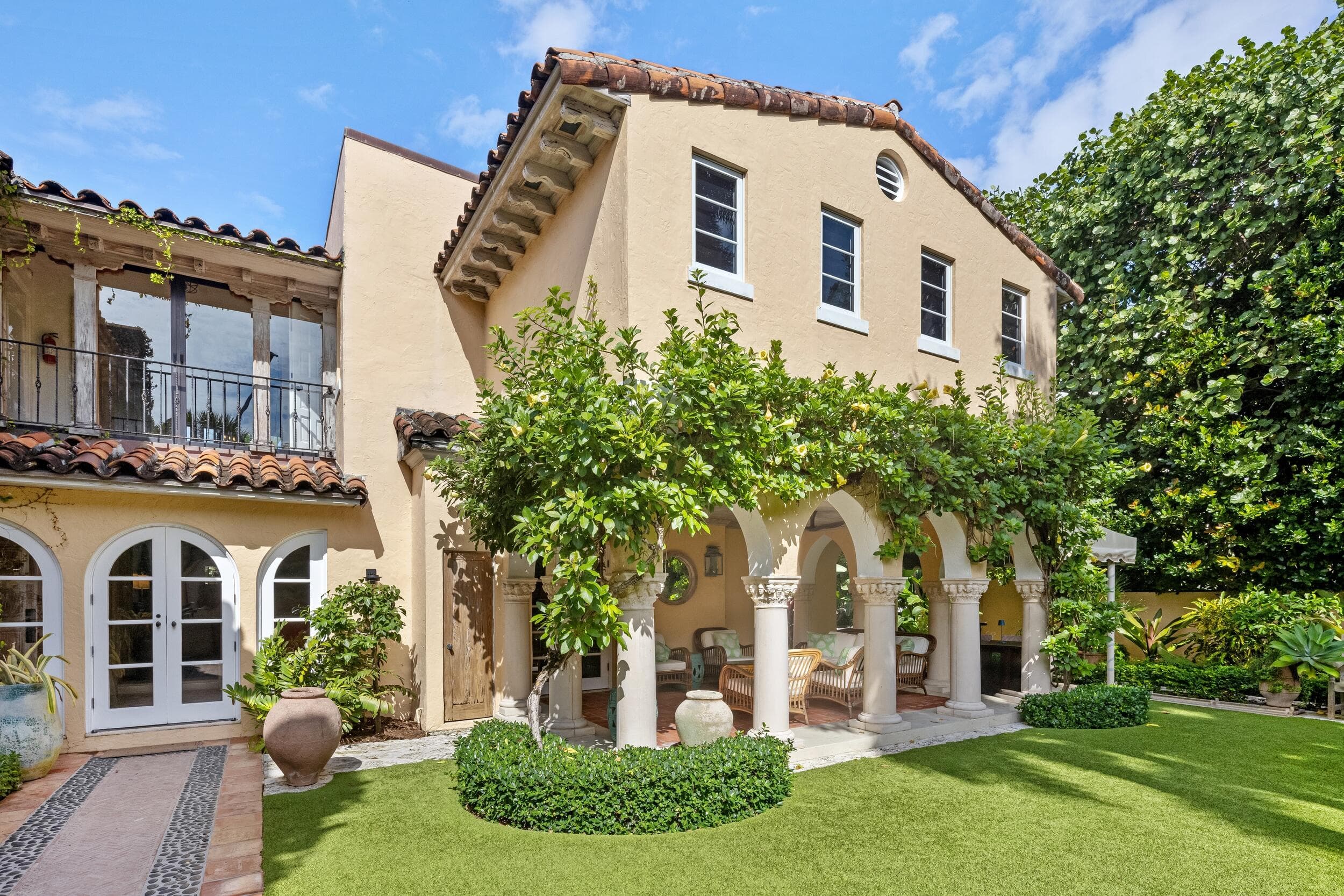 124 Brazilian Avenue, Palm Beach, FL 33480 — photo 33 of 43