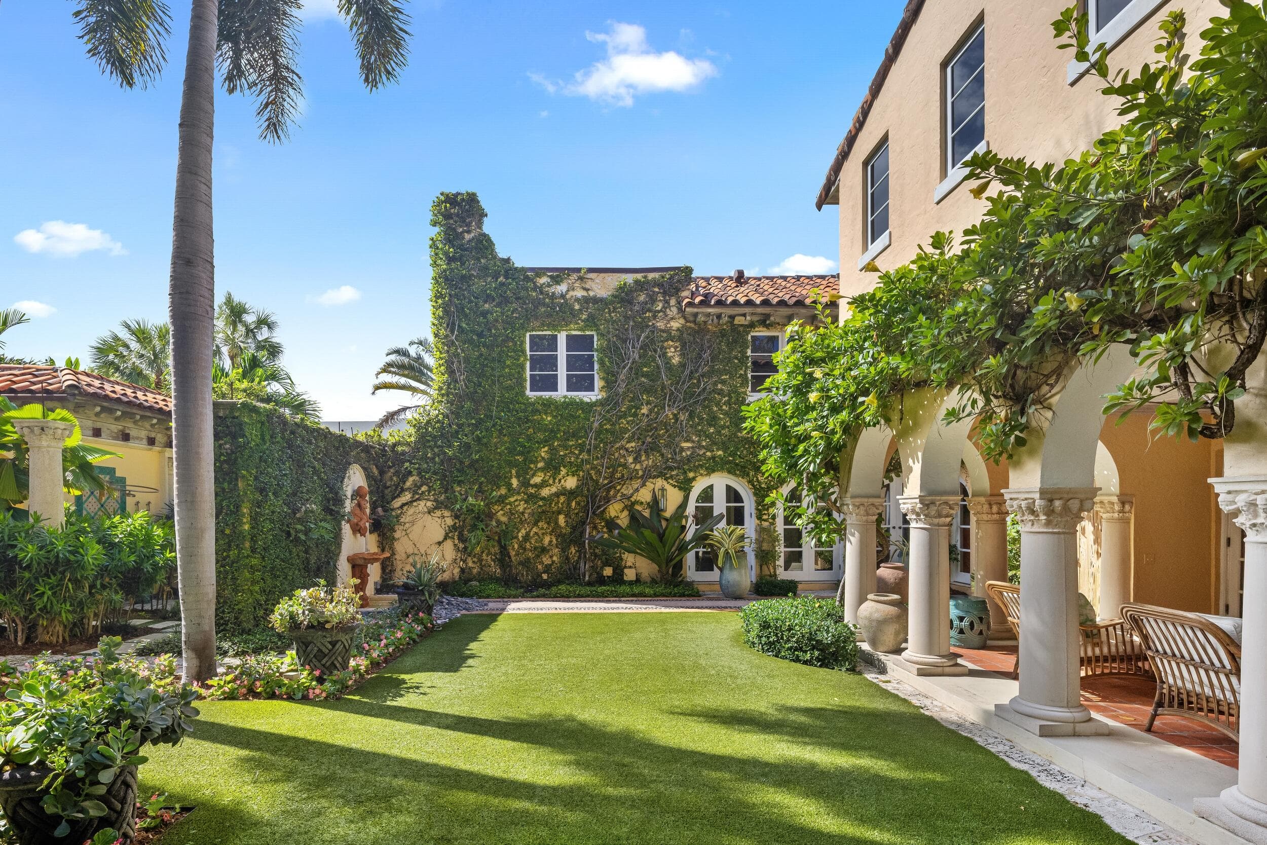 124 Brazilian Avenue, Palm Beach, FL 33480 — photo 36 of 43