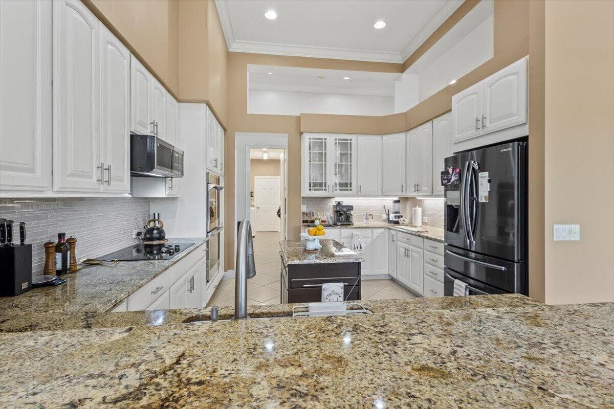8048 Links Way, Port St. Lucie, FL 34986 — photo 16 of 65