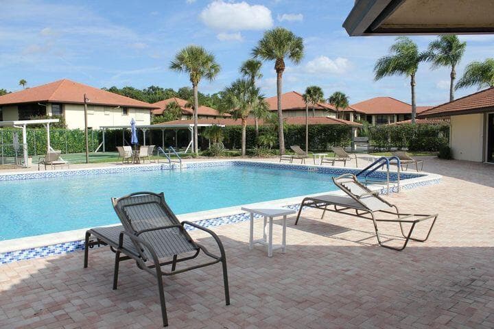 510 SW South River Drive 204, Stuart, FL 34997 — photo 24 of 35