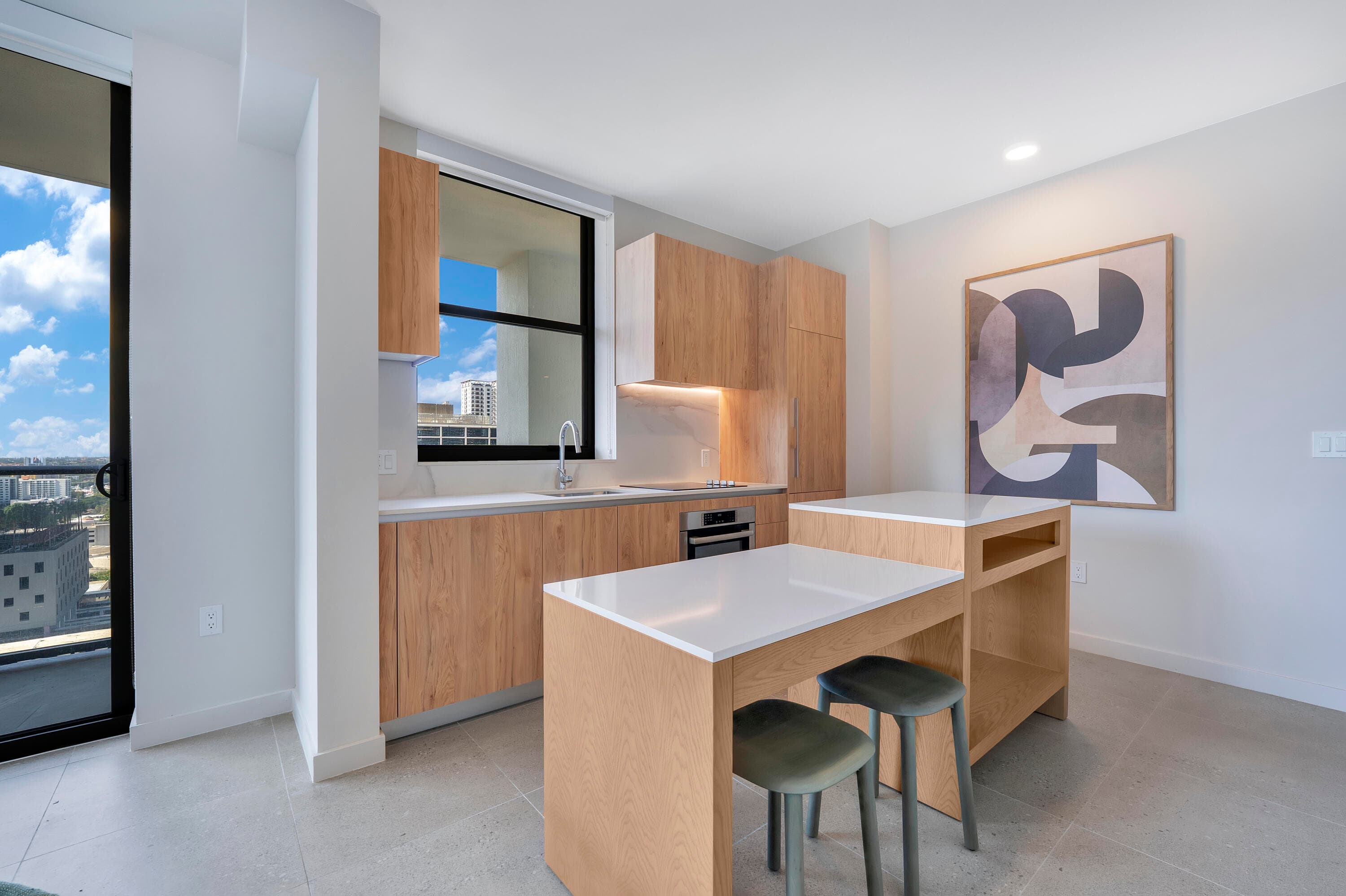 11 NE 6th Street 2201, Miami, FL 33132 — photo 7 of 43