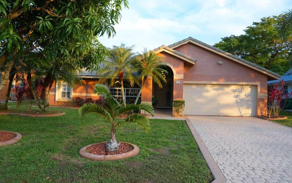 4555 NW 88 Terrace, Coral Springs, FL 33065 — photo 3 of 15