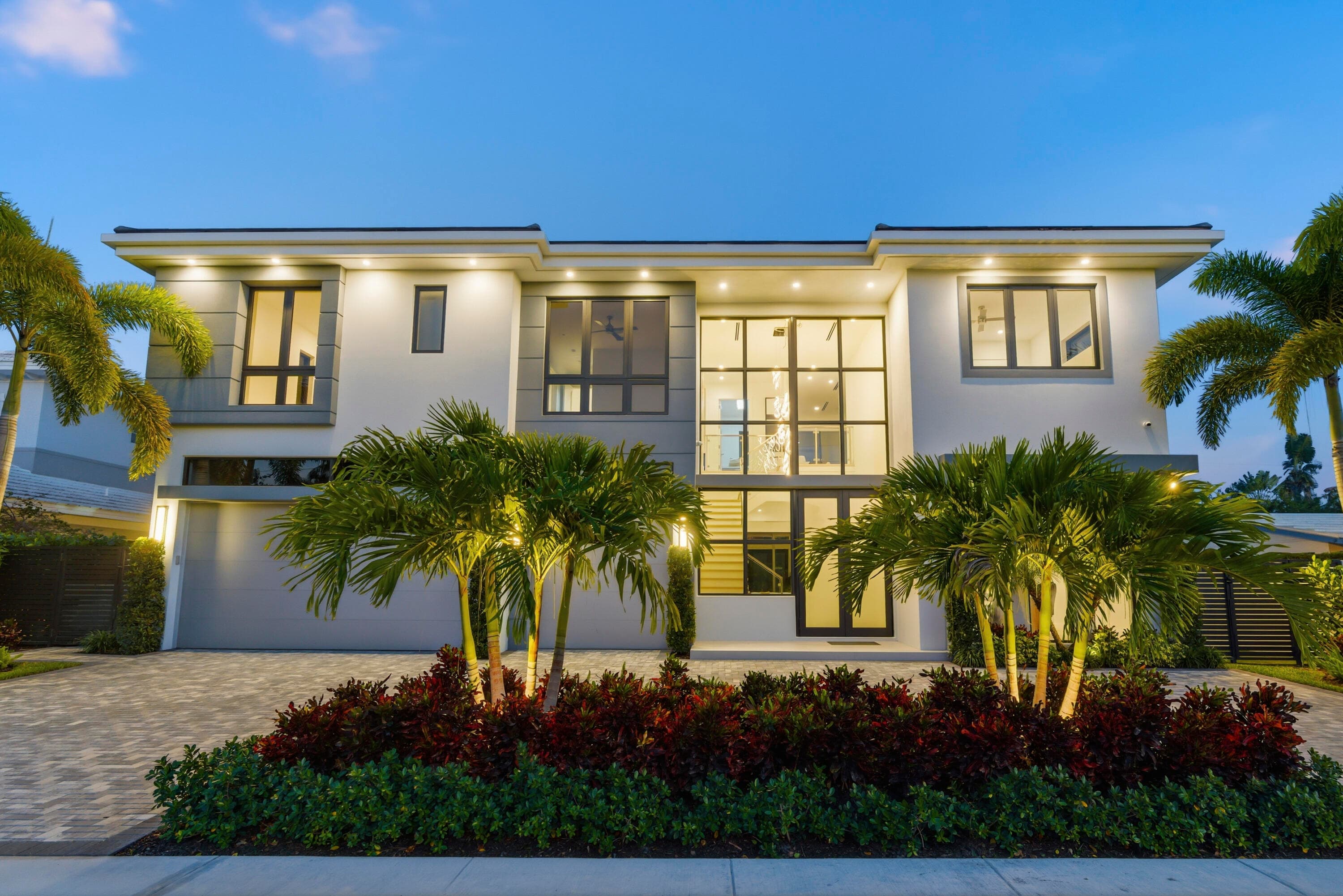 1050 NE 3rd Avenue, Boca Raton, FL 33432 — photo 1 of 64