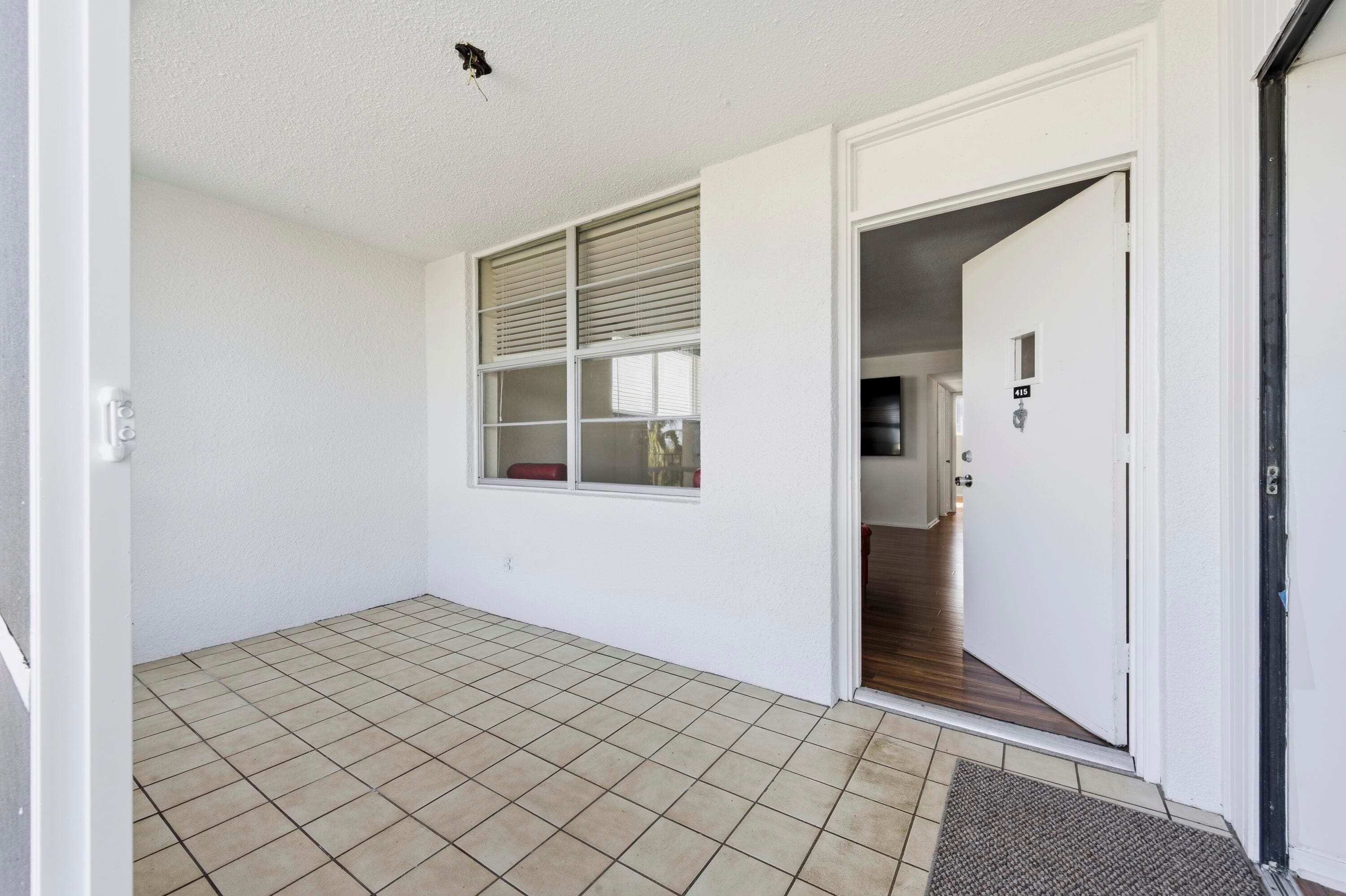 109 Paradise Harbour Blvd 415, North Palm Beach, FL 33408 — photo 3 of 21
