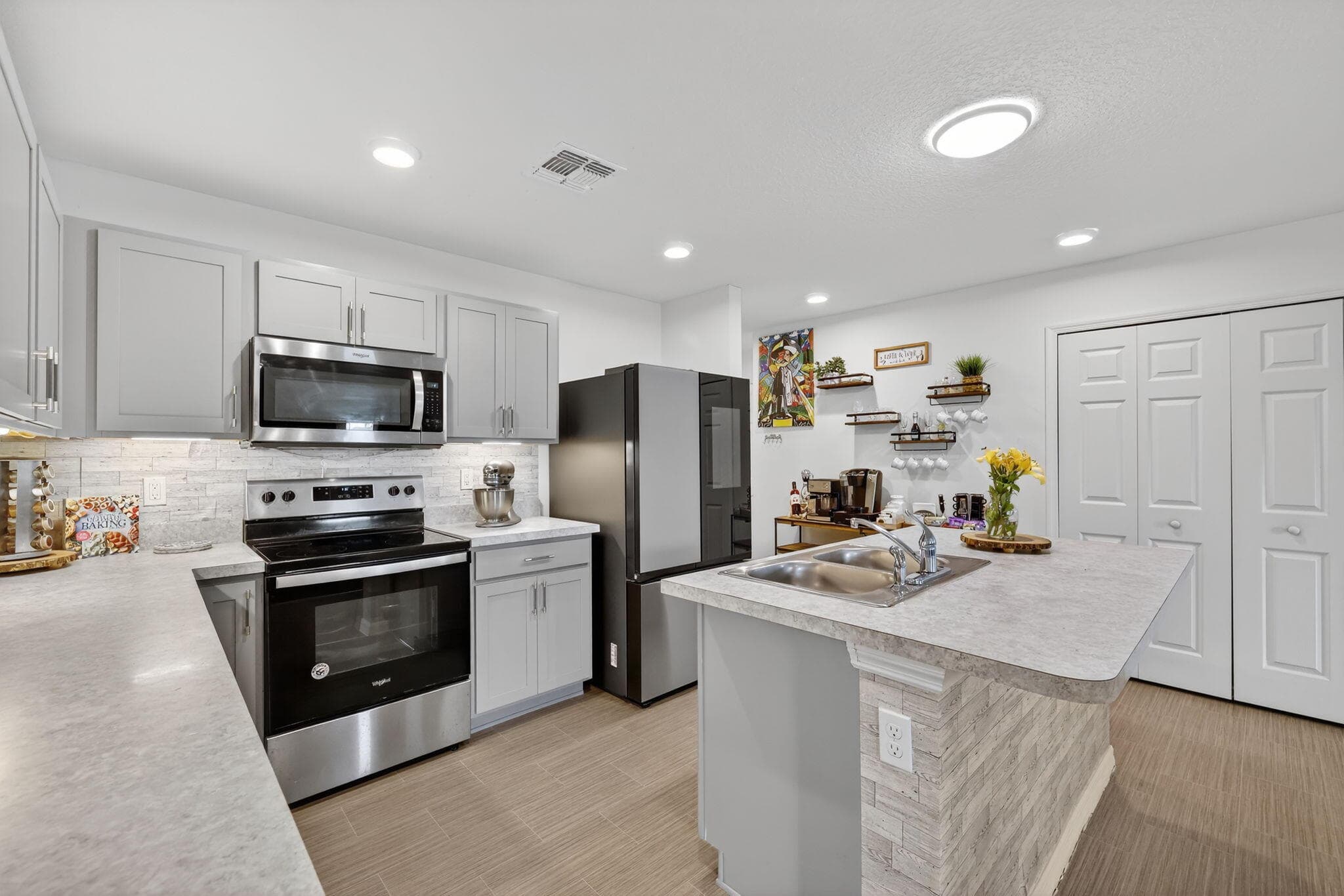 644 SW Hoffenberg Avenue, Port St. Lucie, FL 34953 — photo 12 of 37
