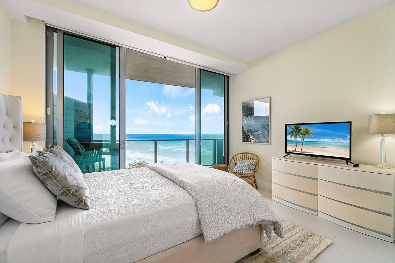 3100 N Ocean Drive H1602, Singer Island, FL 33404 — photo 23 of 46